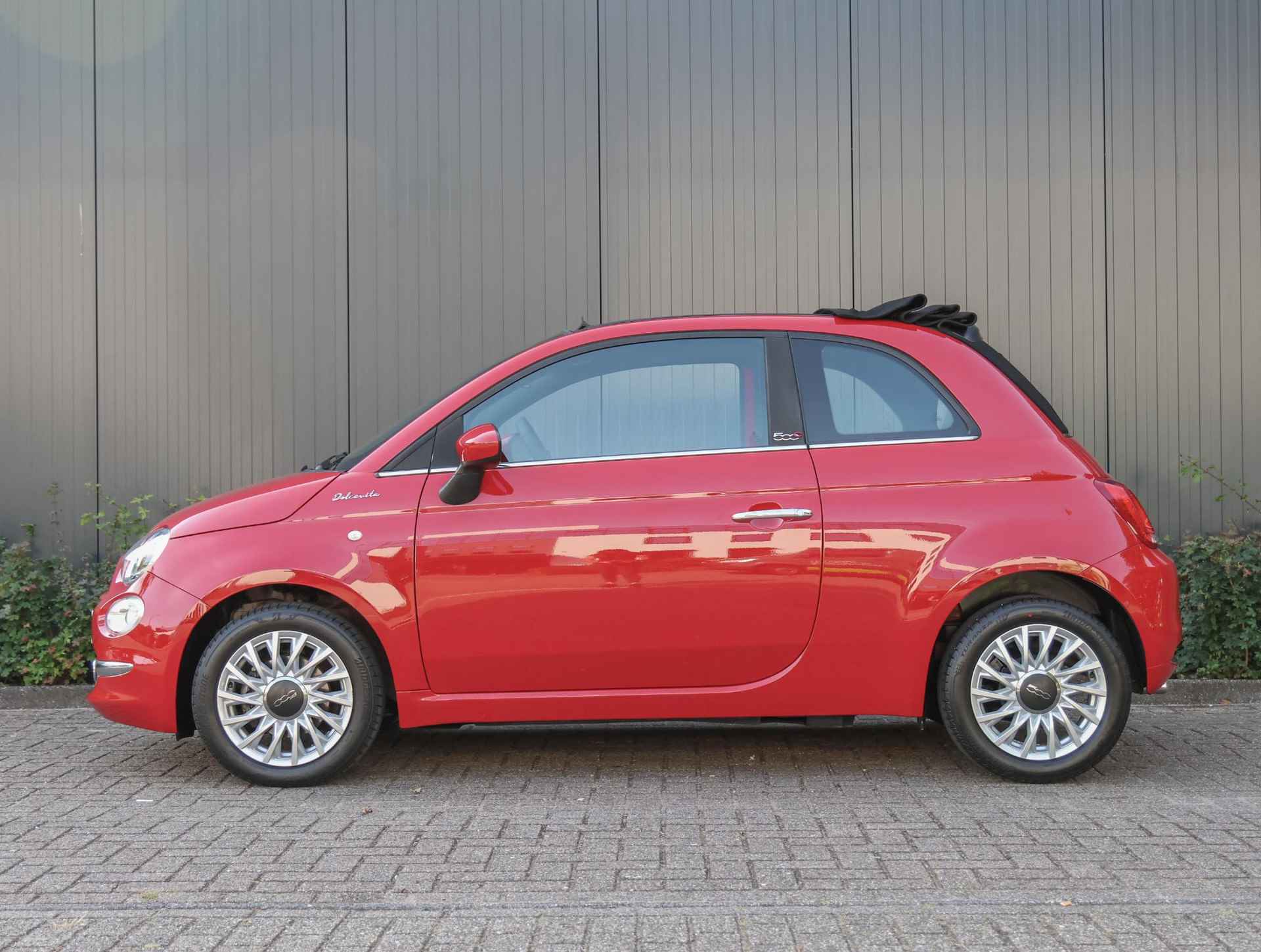 Fiat 500 C 69pk Hybrid Dolcevita (1ste eig./Climate/Cruise/NAV./AppleCarPlay/PDC/Isofix) - 3/41