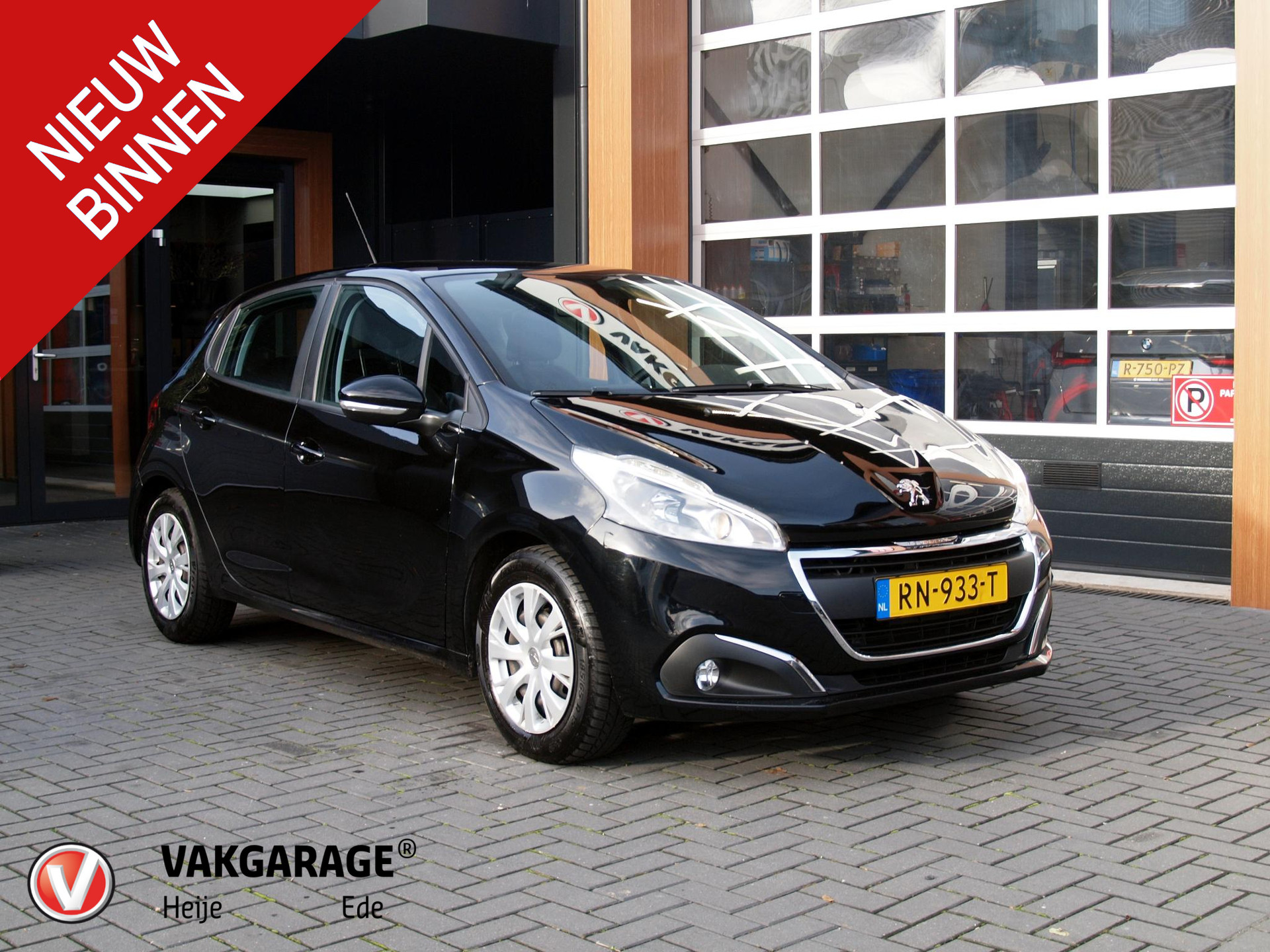 Peugeot 208 1.2 PureTech Blue Lion Apple Carplay | Cruise Control | DAB | Airco | Navigatie