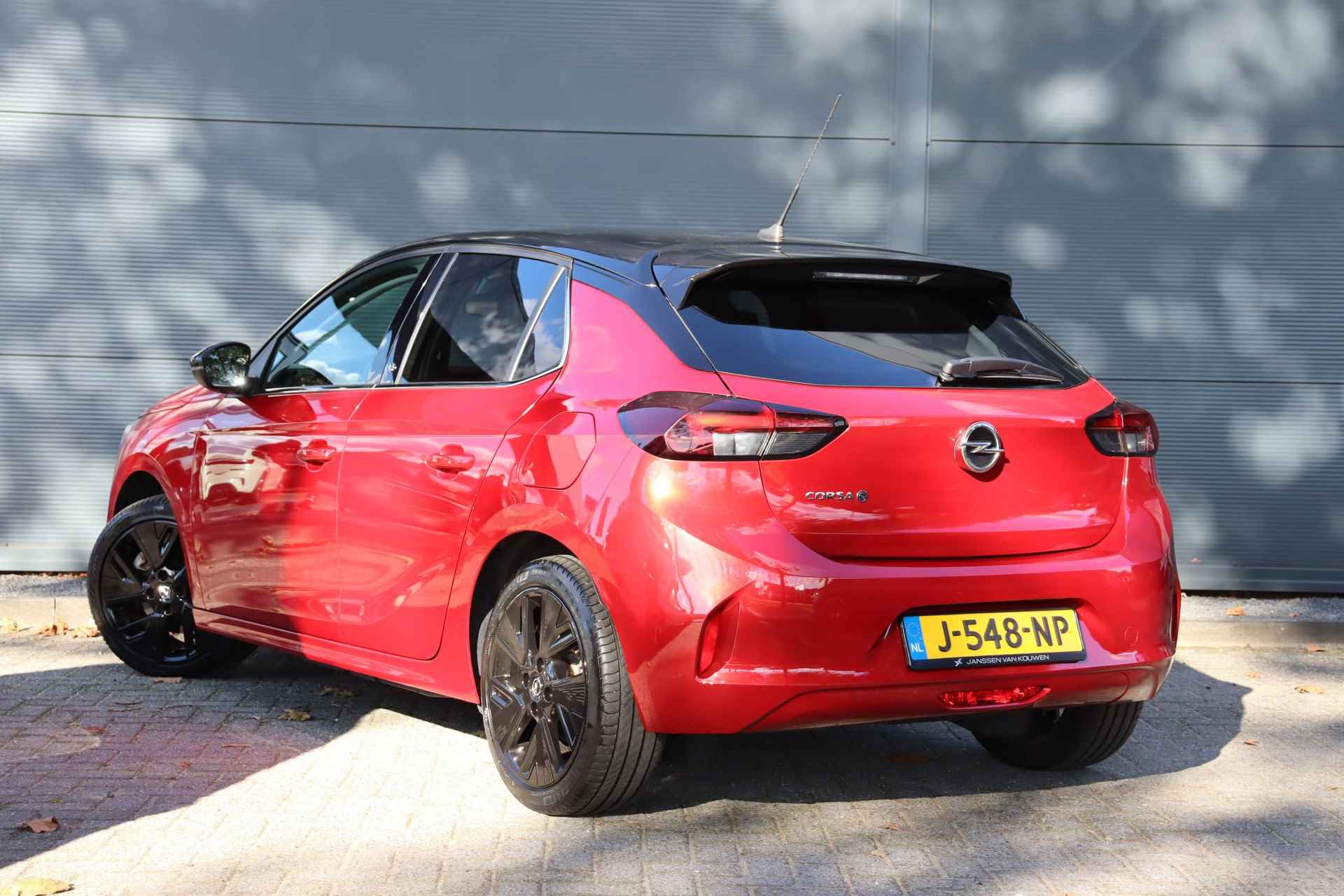 Opel Corsa-e Elegance 50 kWh / Leder / Stoel-Stuurverwarming / Panoramadak / Keyless - 4/37