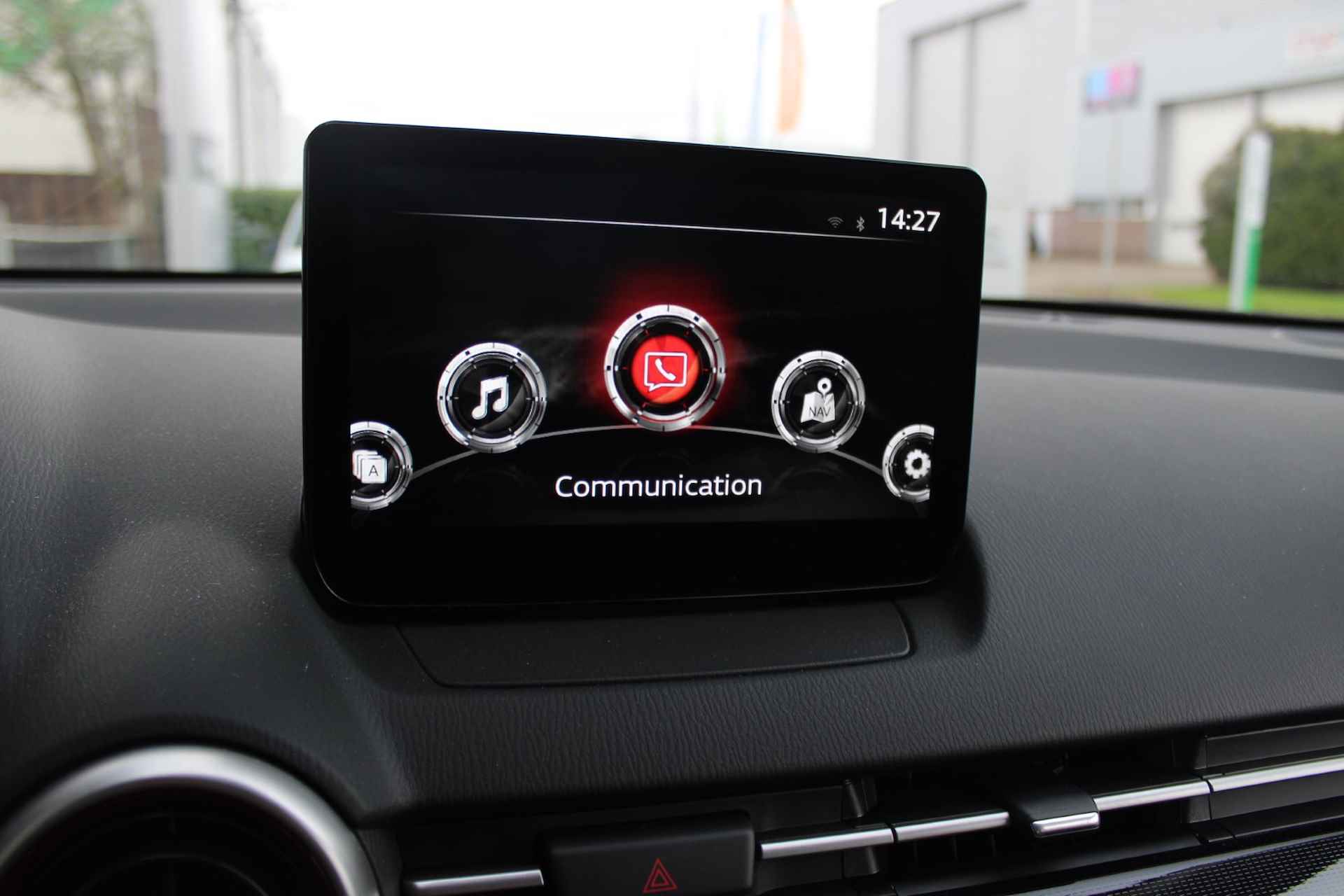 MAZDA 2 1.5 SKYACTIV-G 90PK Sportive 1E EIG ACHTERUITRIJCAMERA CRUISE CARPLAY - 22/29