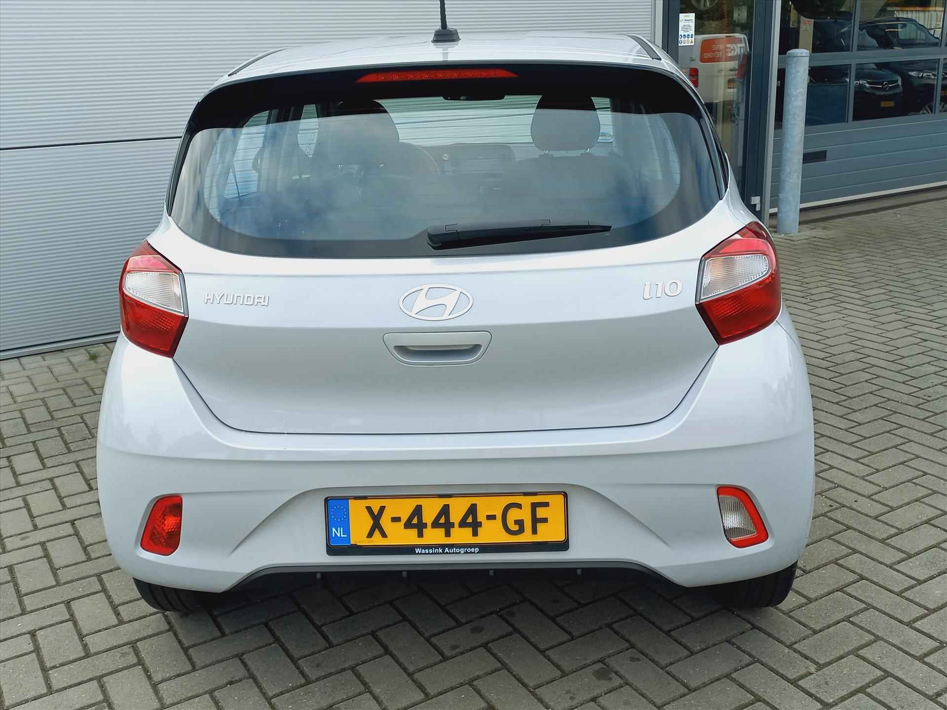 Hyundai I10 1.0i AUTOMAAT Comfort Smart | Airconditioning | Navigatie by App | Cruise control | 5-zitplaatsen - 34/37