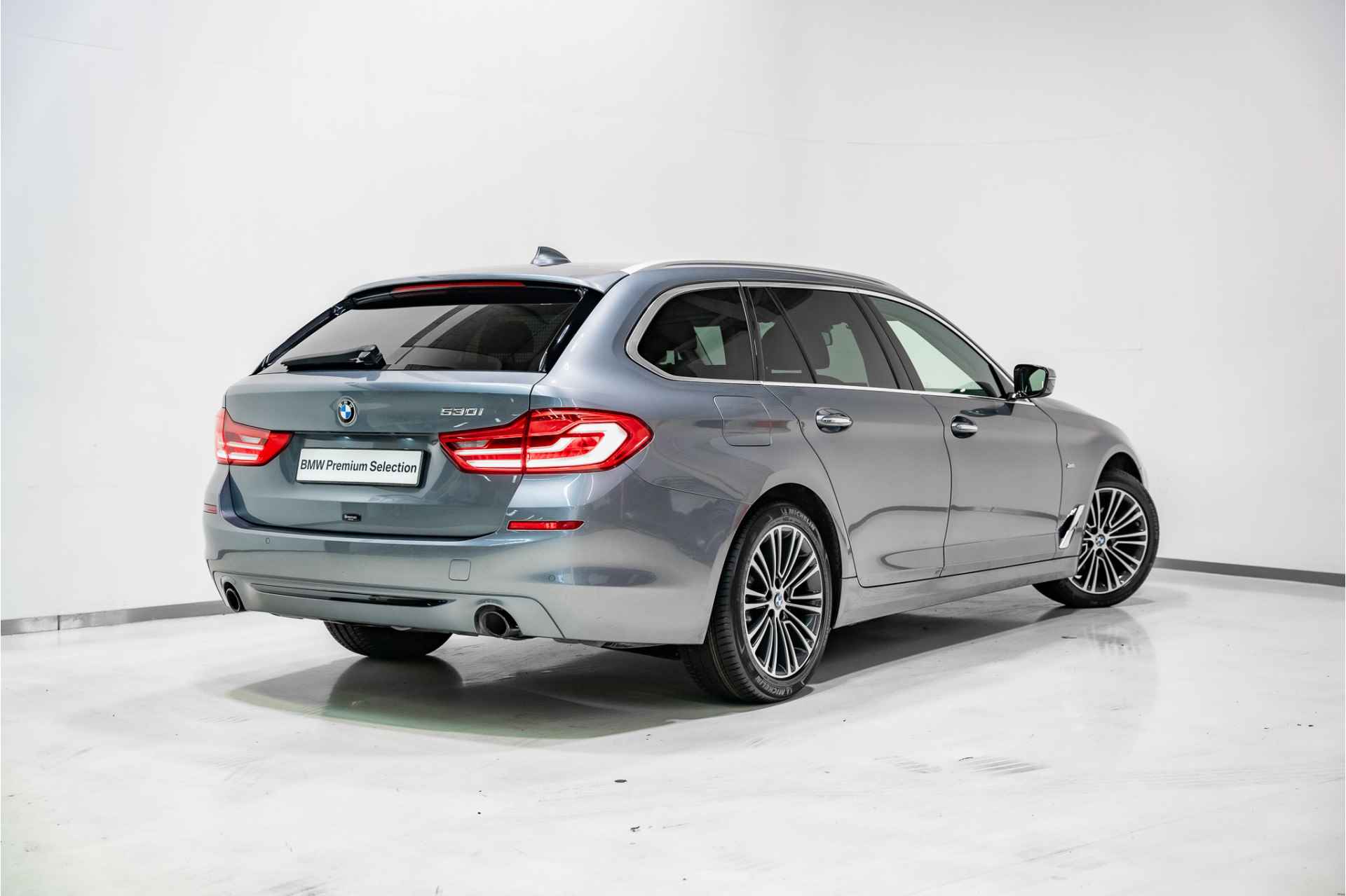 BMW 5 Serie Touring 530i High Executive Sport Line - 2/30