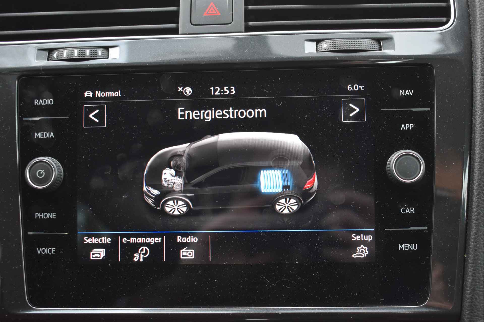 Volkswagen e-Golf E-DITION | NL-Auto | Camera | Nav | Adapt.CC | Climate Contr | Full LED | LM-Velgen - 55/63