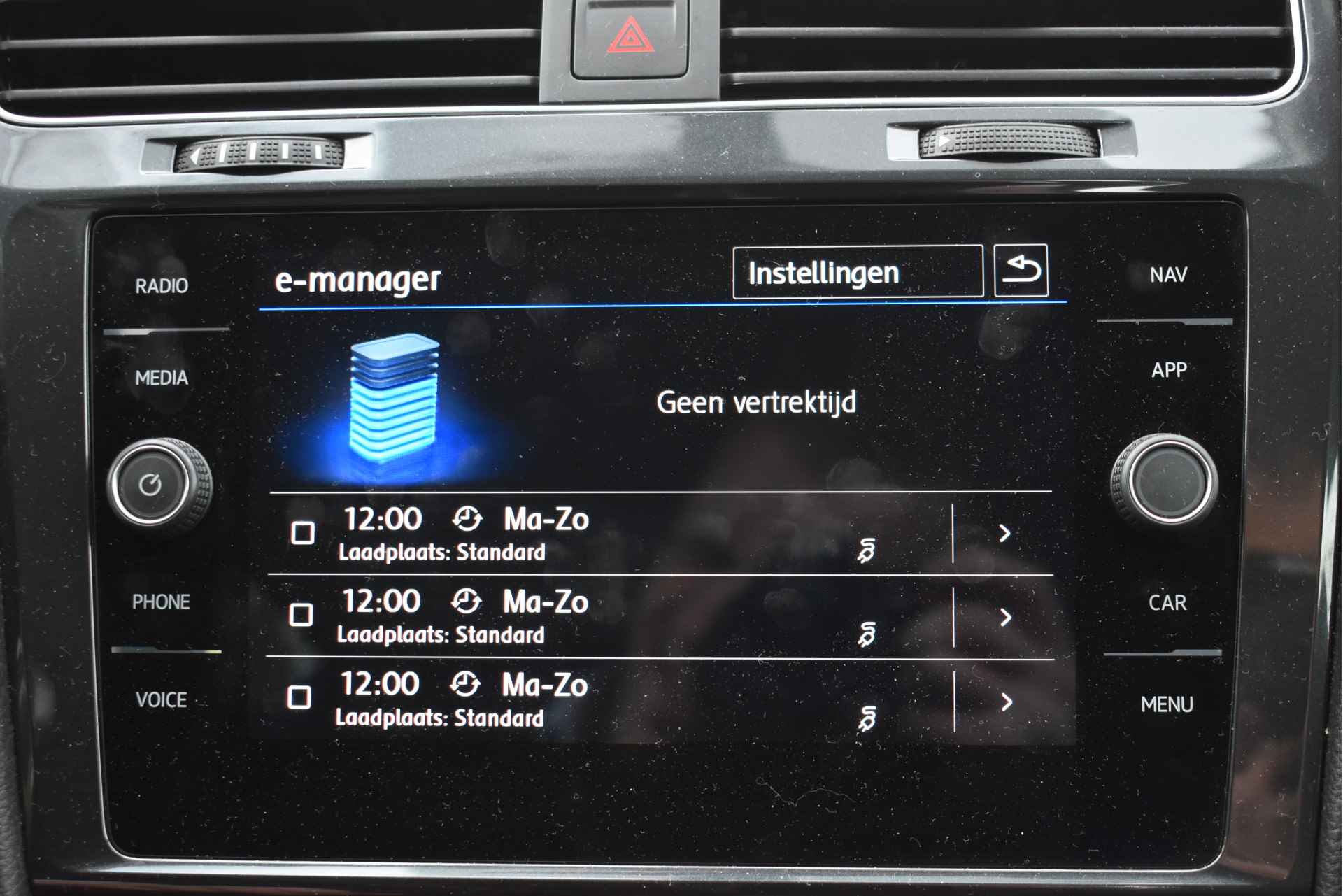 Volkswagen e-Golf E-DITION | NL-Auto | Camera | Nav | Adapt.CC | Climate Contr | Full LED | LM-Velgen - 57/63