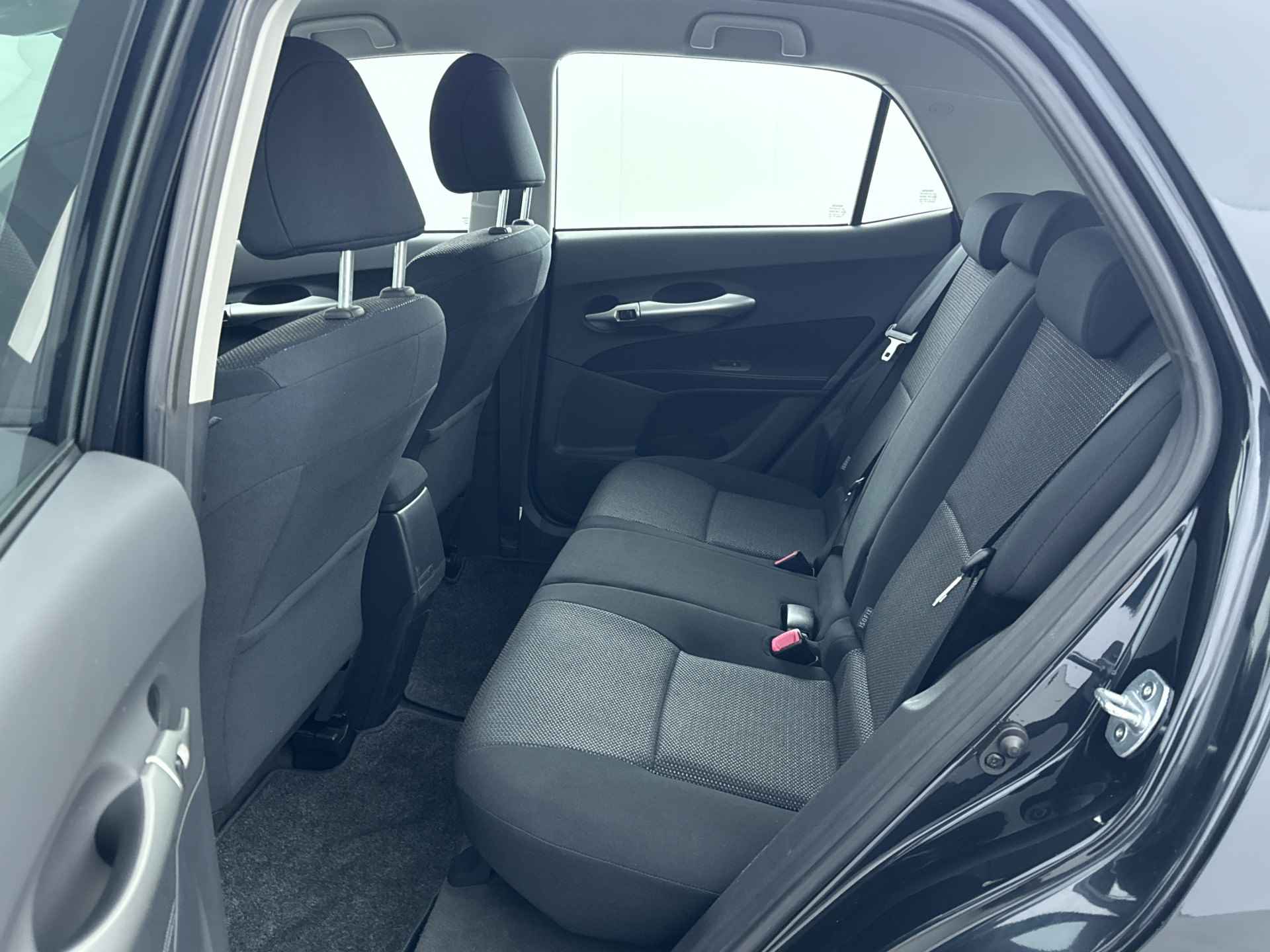 Toyota Auris 1.8 Full Hybrid Limited | Elektrisch inklapbare spiegels | Lichtmetalen velgen | Cruise Control | Climate Control | - 15/33