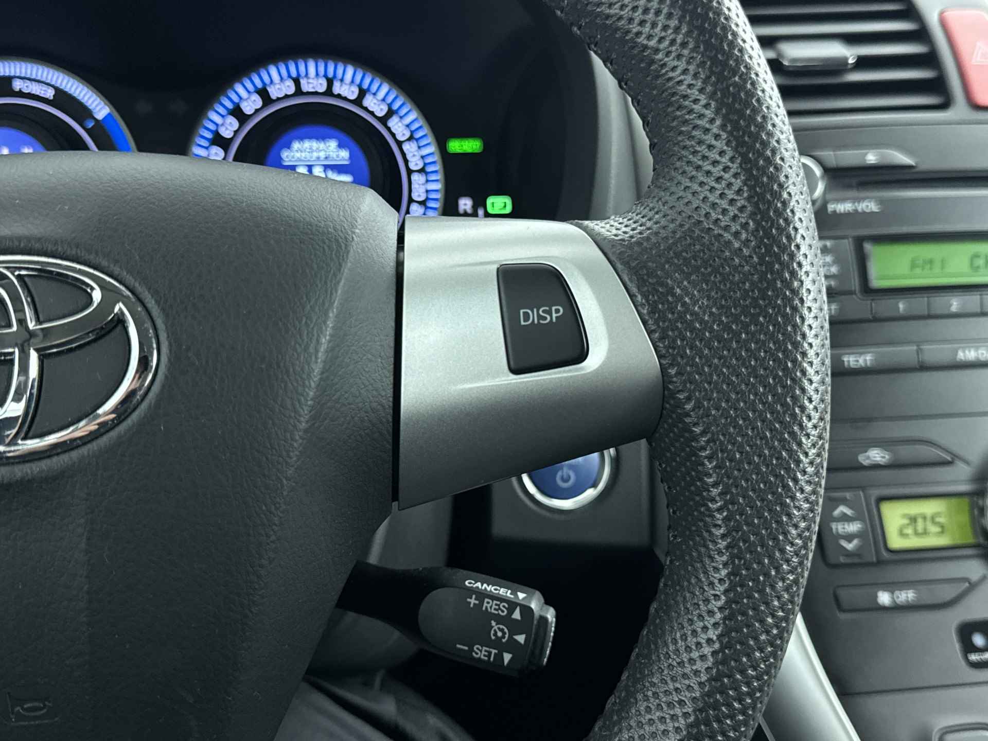 Toyota Auris 1.8 Full Hybrid Limited | Elektrisch inklapbare spiegels | Lichtmetalen velgen | Cruise Control | Climate Control | - 17/33