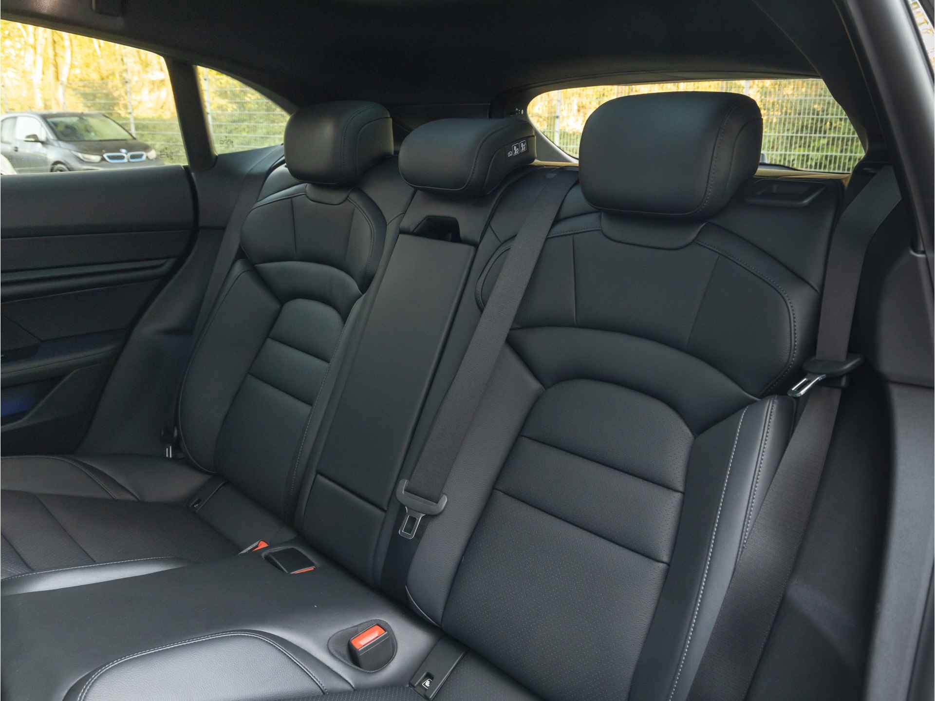 Porsche Taycan Sport Turismo - Sport Chrono - Pano - ACC - 14-voudige stoelen - Uitgebreid Leder - 79 kWh - 27/50