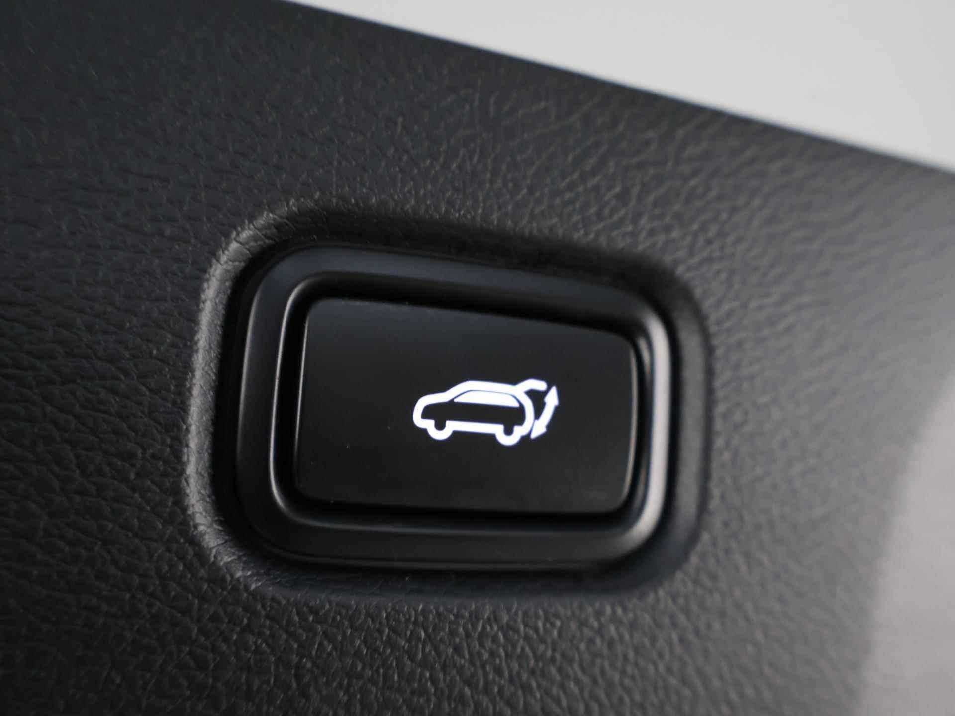 Kia Sportage 1.6 T-GDi Plug-in Hybrid GT-Line | Panoramadak | Matrix LED Koplampen| Stoel/Stuurverwarming | Keyless Go | Elektrisch verstelbare voorstoelen - 38/45