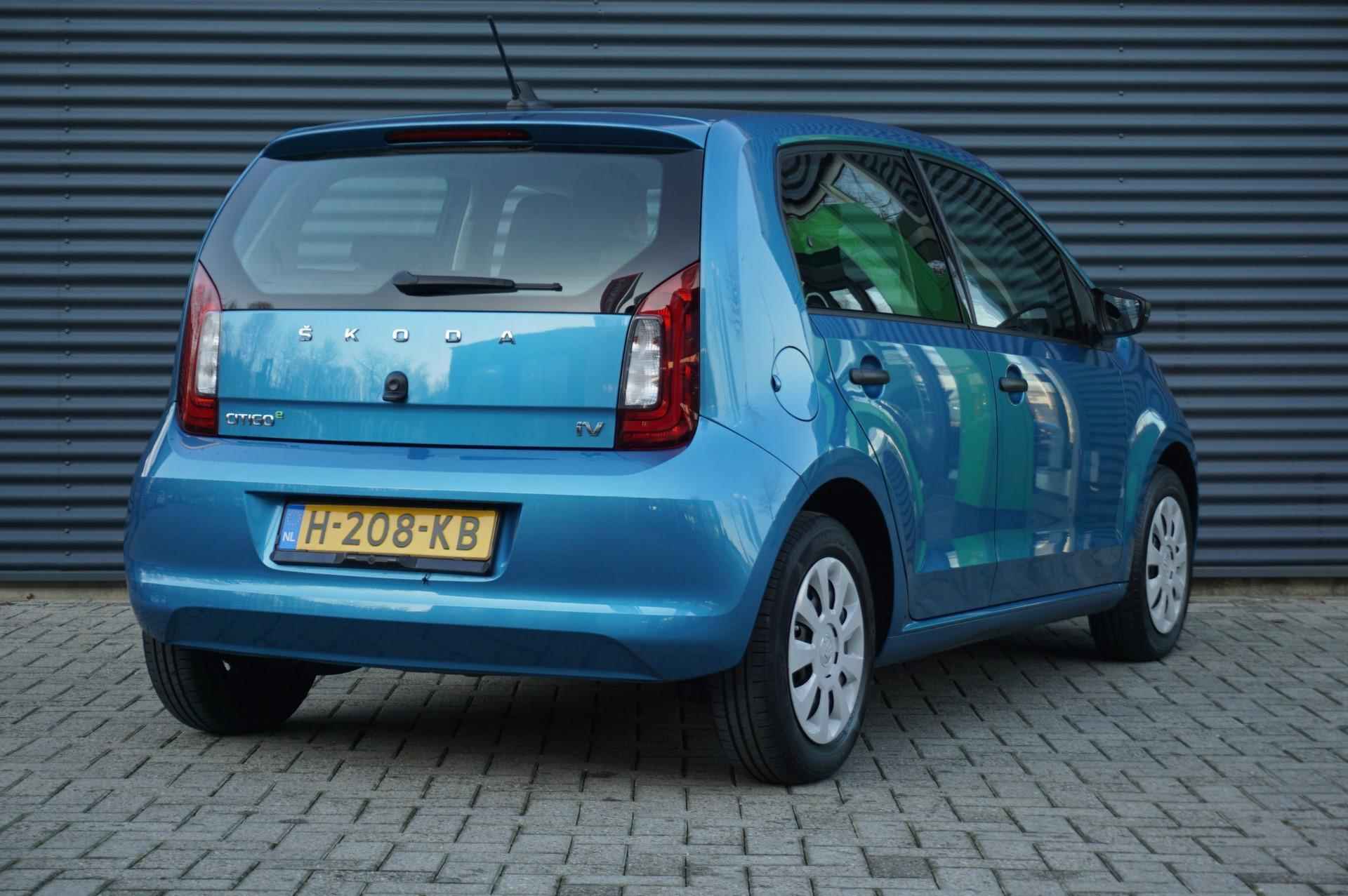 Skoda Citigo e-iV EV Ambition Climatronic | Lane Assist | Bluetooth - 2/33