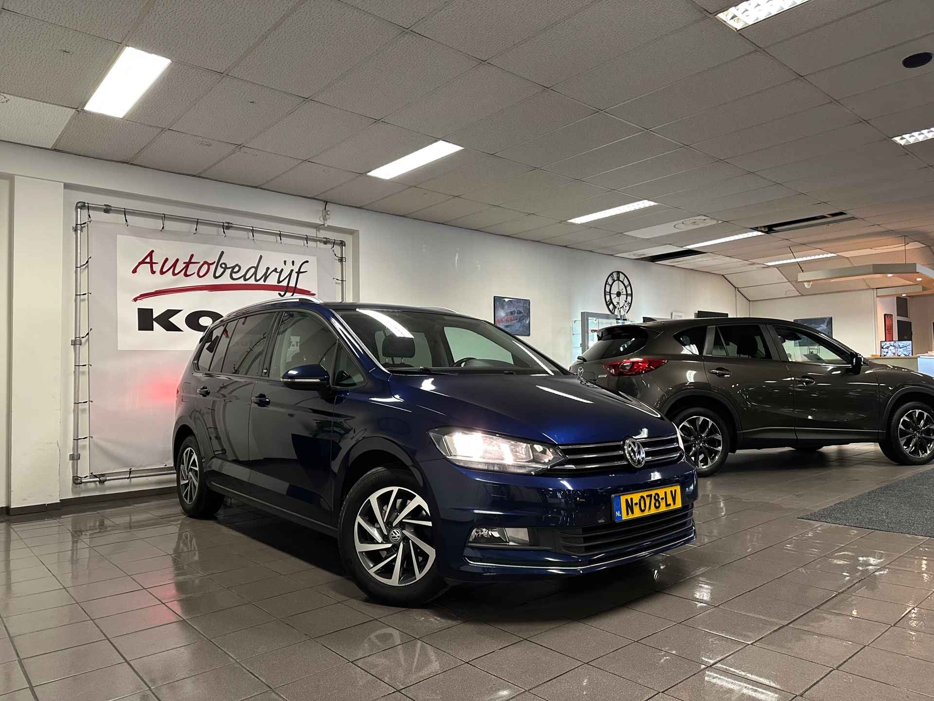 Volkswagen Touran 1.4 TSI Highline * Automaat / 7 Persoons / Navigatie / Trekhaak / Stoelverwarming * - 7/24