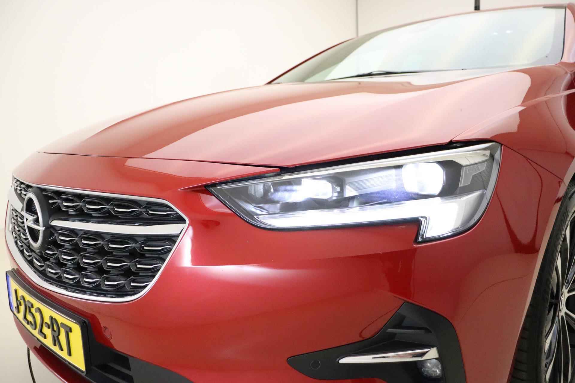 Opel Insignia Grand Sport 2.0 Turbo Ultimate Automaat | Navigatie | Leder | Camera | Stoelverwarming | Keyless | Climate control | Getint glas - 19/38