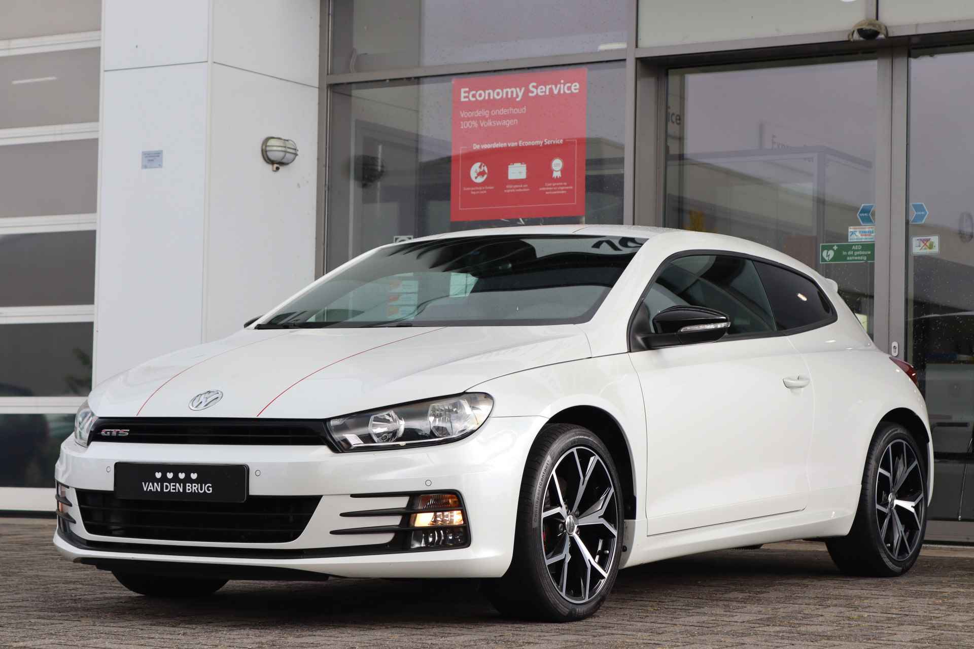 Volkswagen Scirocco 2.0 TSI 220 pk GTS | Navigatie | PDC | Climatronic | 18'' LM | Cruise | Stoelverwarming | - 5/40