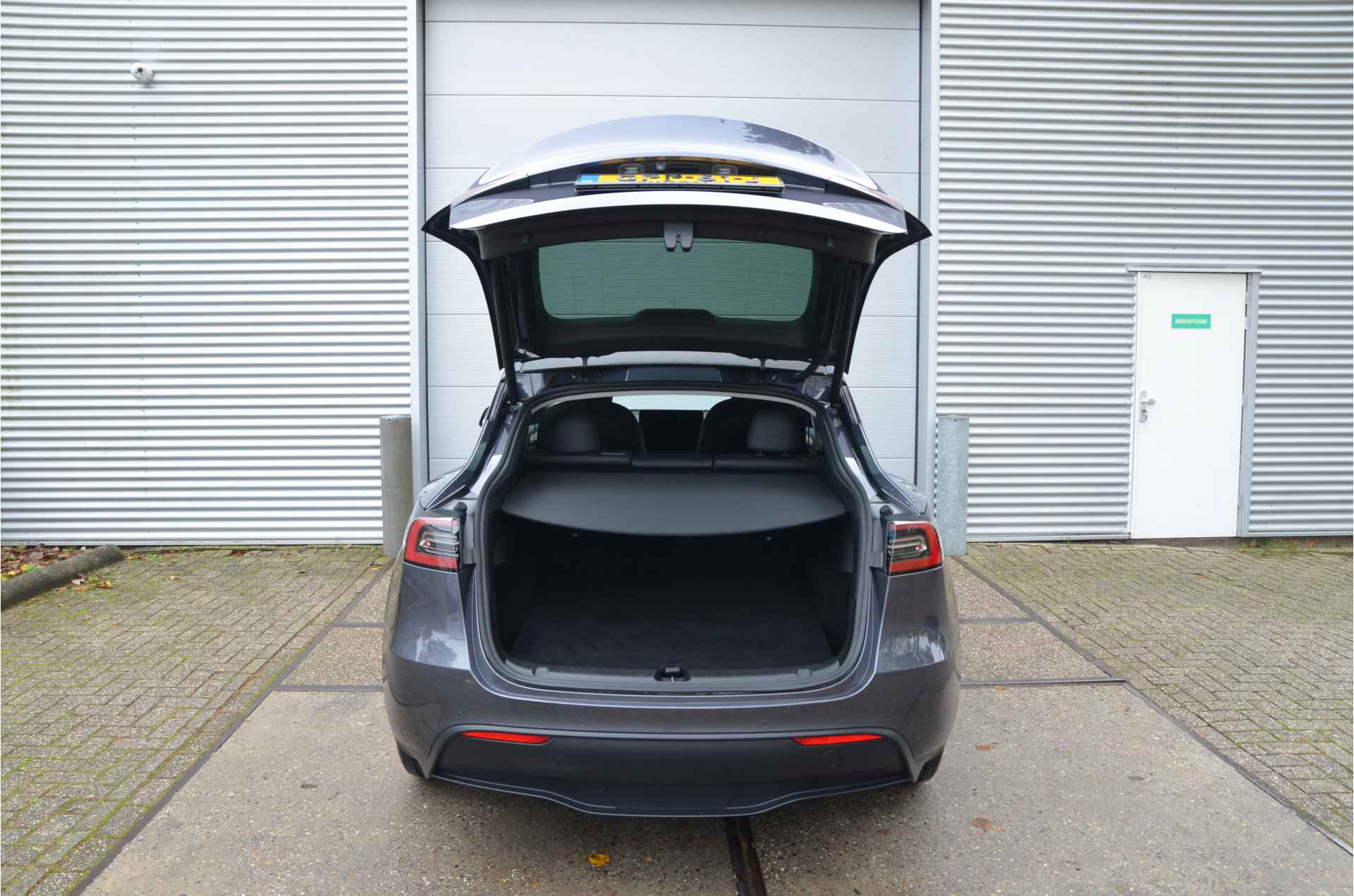 Tesla Model Y Long Range AWD 75 kWh AutoPilot, Bank 3 delen, MARGE - 31/33