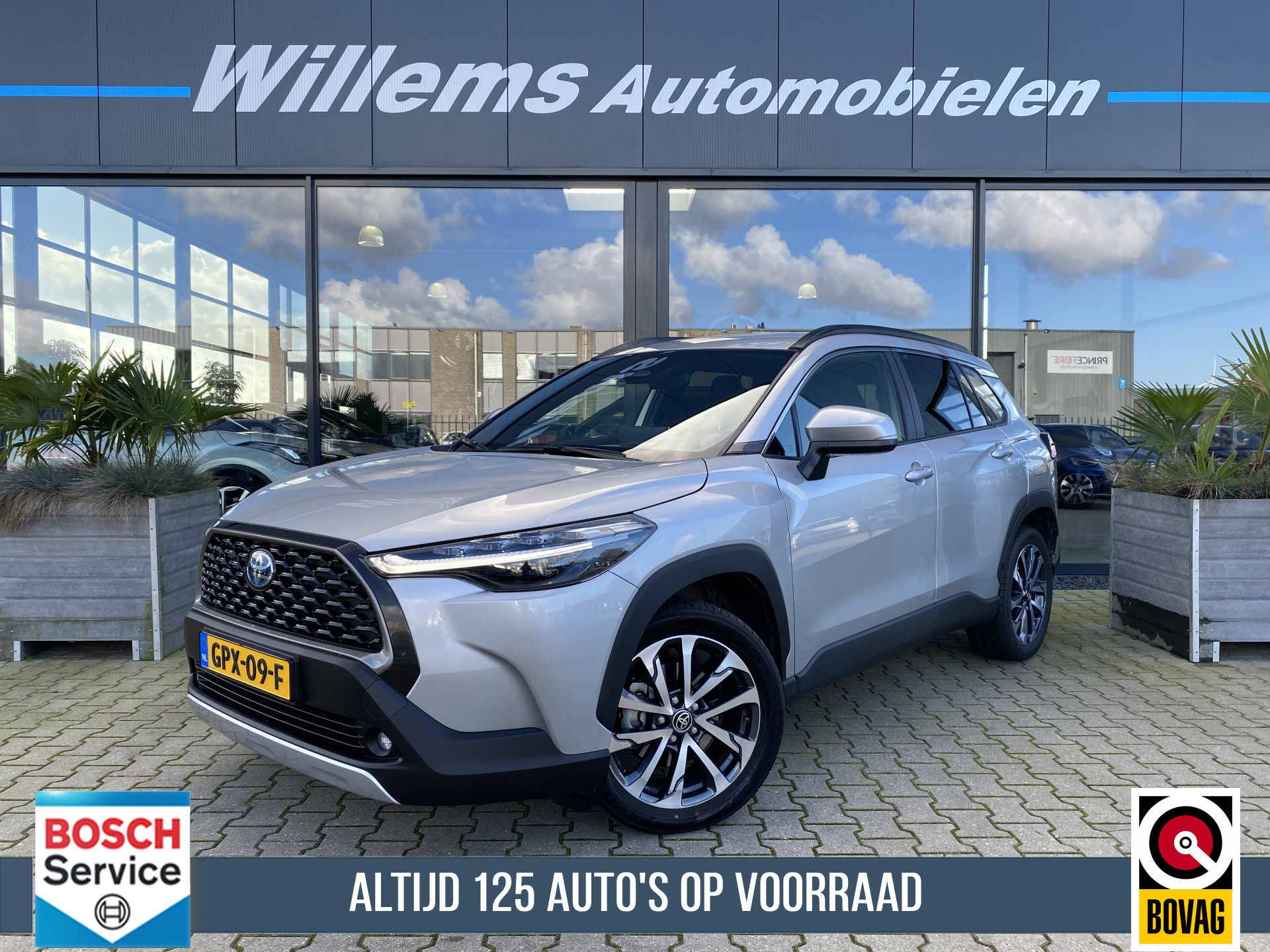 Toyota Corolla Cross 2.0 Hybrid Style 153PK Adap Cruise & Apple Carplay & Navi & Stuur - Stoelverwarming