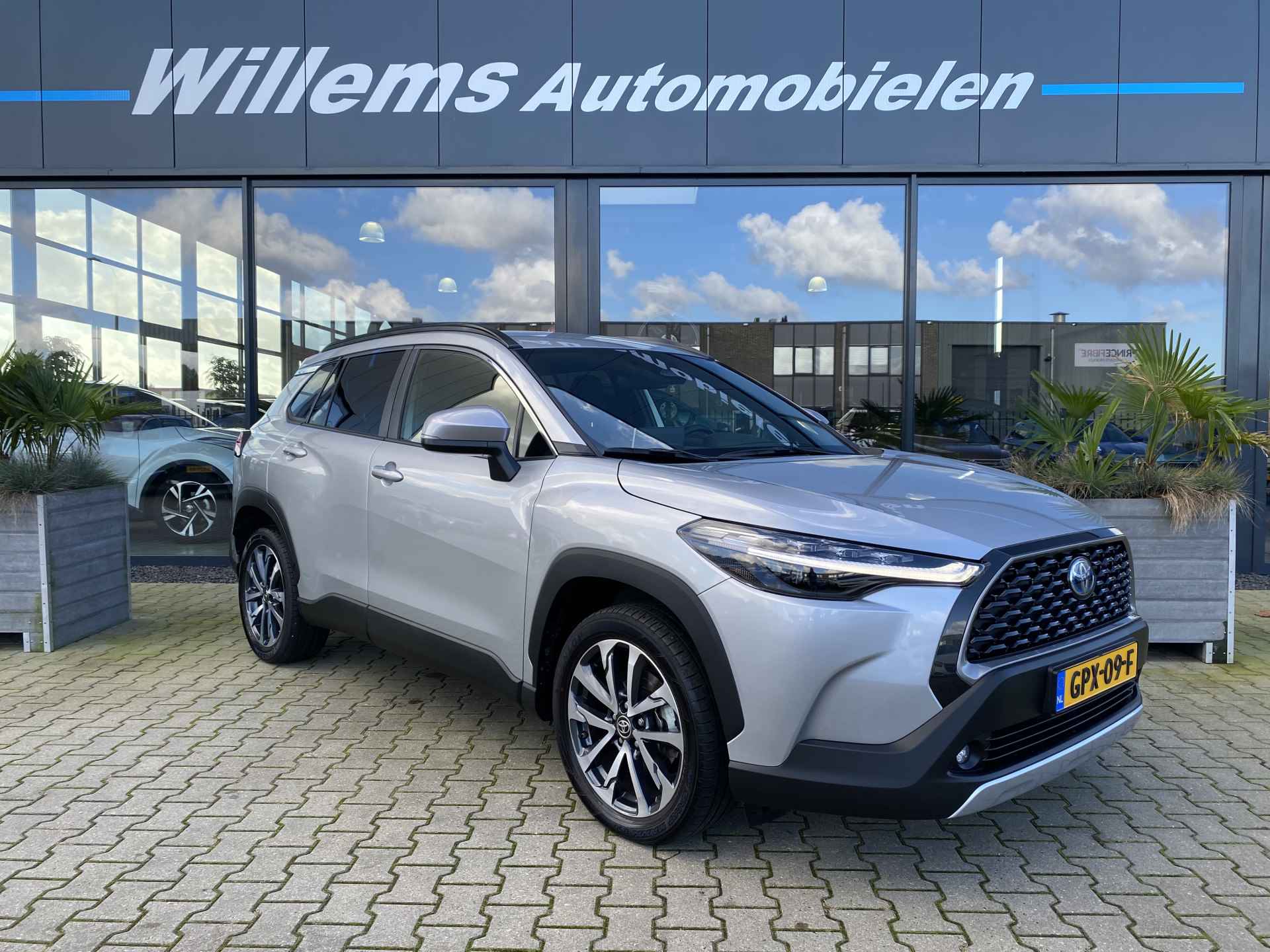 Toyota Corolla Cross 2.0 Hybrid Style 153PK Adap Cruise & Apple Carplay & Navi & Stuur - Stoelverwarming - 3/32