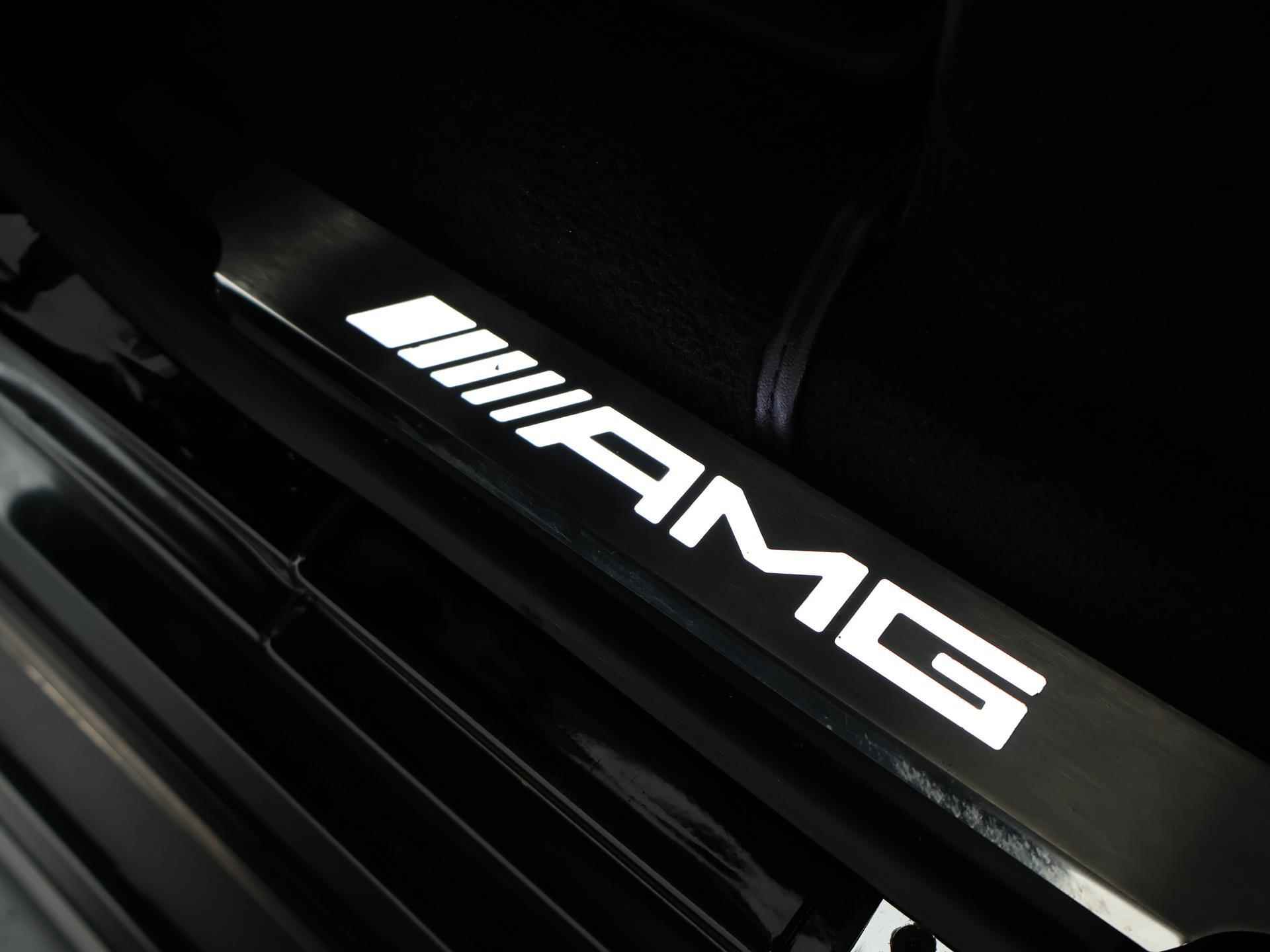 Mercedes-Benz G-Klasse 63 AMG V8 544 PK G63 MAT SATIN BLACK + DESIGNO LEDER / DISTRONIC+ / SCHERMEN ACHTERIN / SCHUIFDAK - 54/87