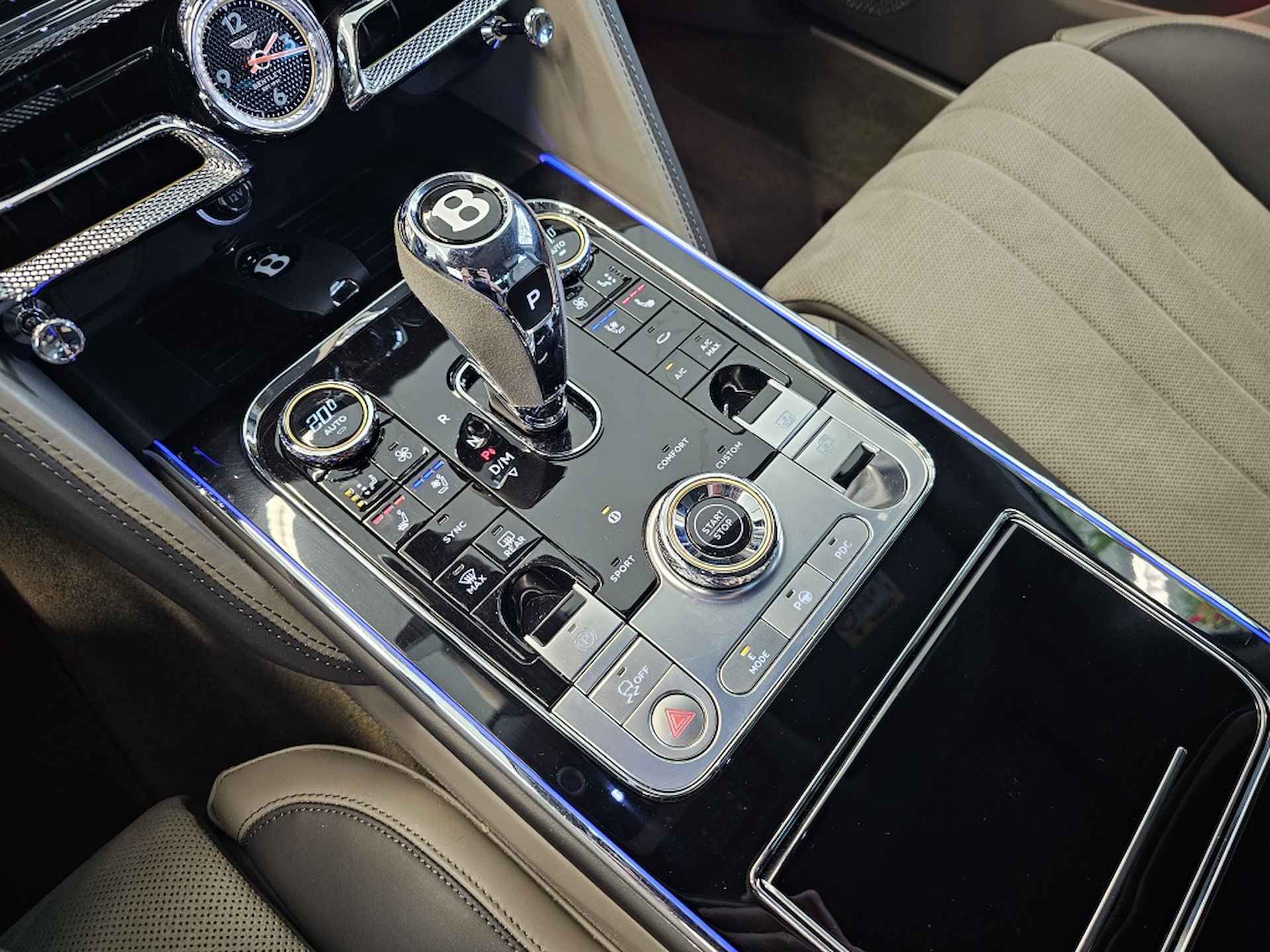 Bentley Flying Spur V6 Hybrid S | Naim Soundsystem | Massage | Panoramadak | - 38/44