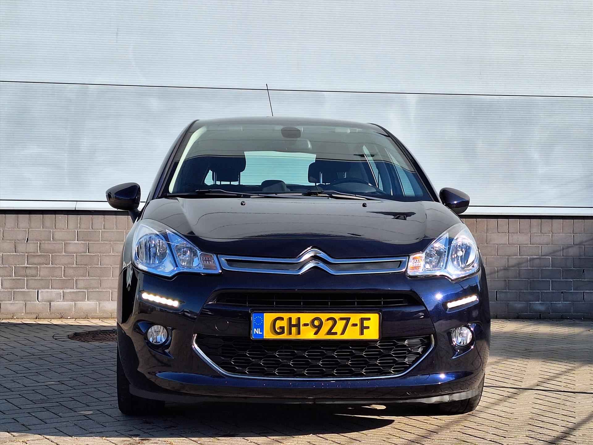 CITROEN C3 1.2 PureTech 82pk Exclusive | Navigatie | Climate Control | Cruise Control | Parkeersensoren - 2/38