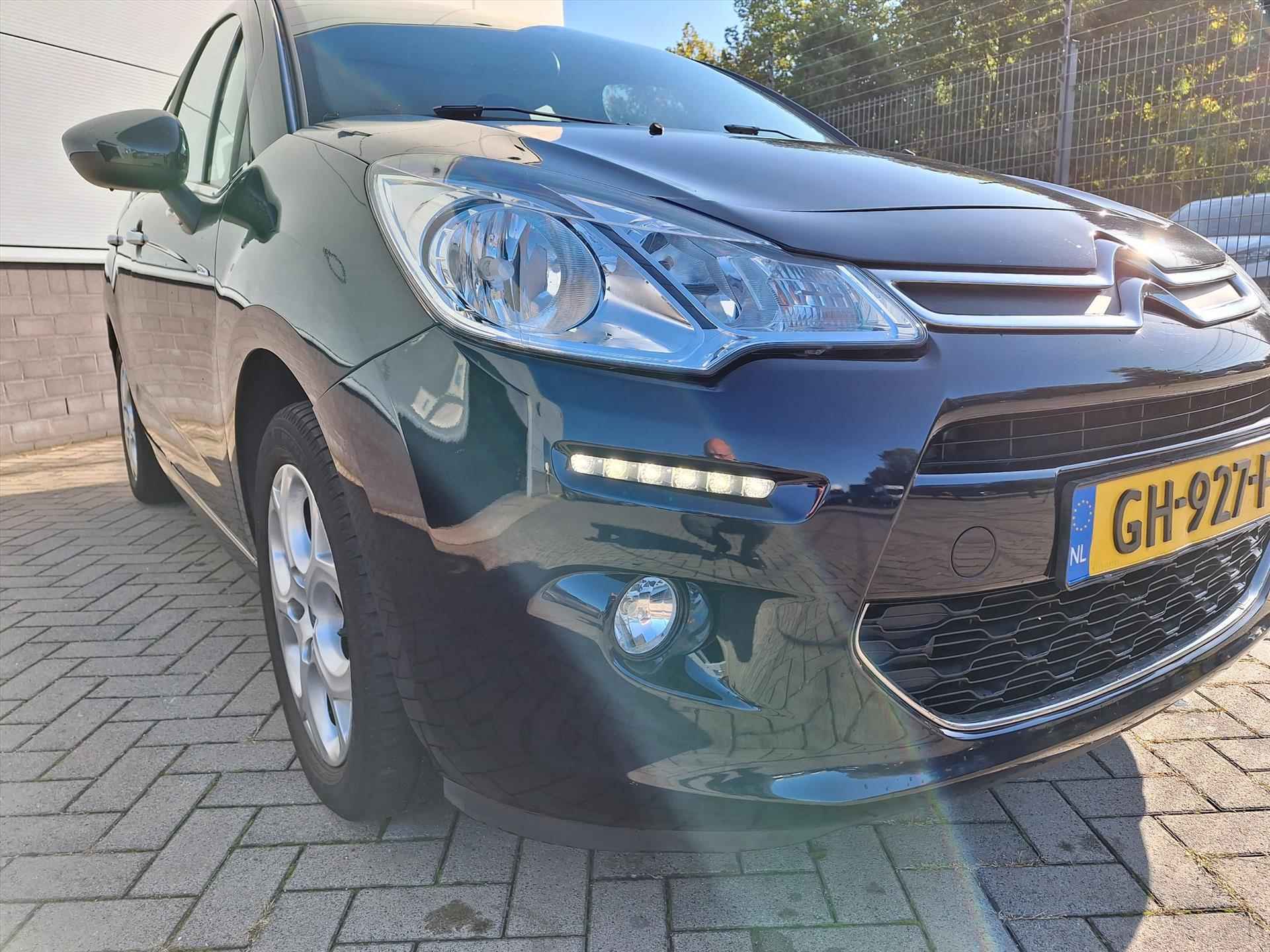 CITROEN C3 1.2 PureTech 82pk Exclusive | Navigatie | Climate Control | Cruise Control | Parkeersensoren - 7/38