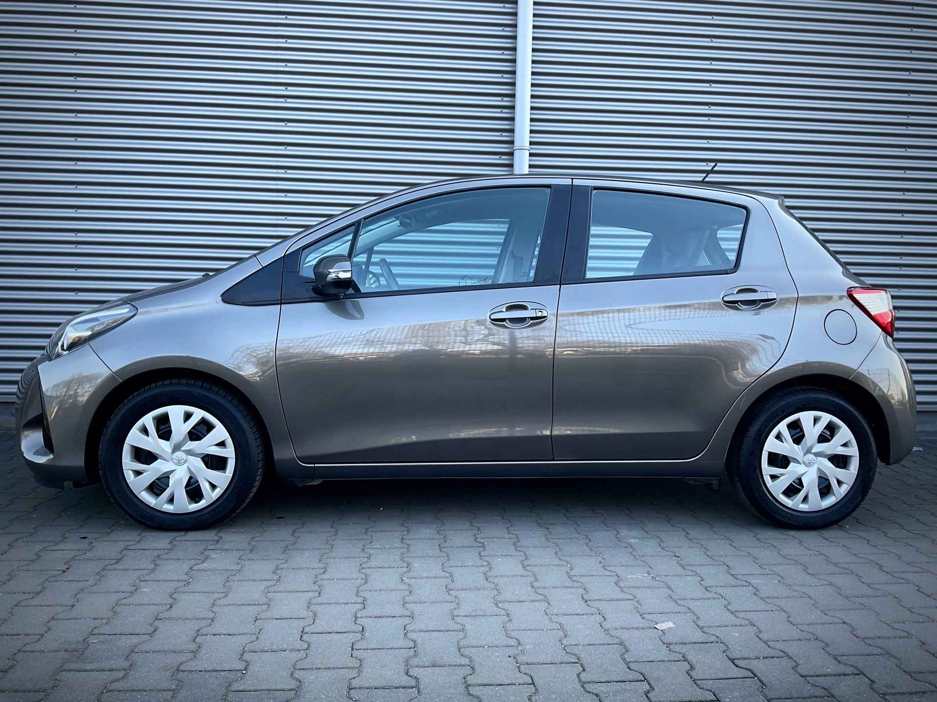 Toyota YARIS HYBRID 1.5 Hybrid Aspiration 39854 KM - 3/24