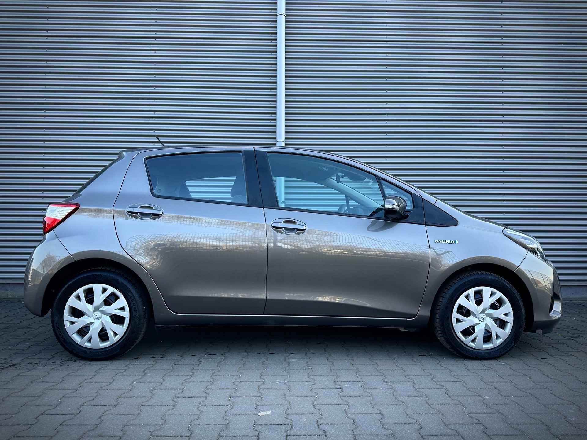 Toyota YARIS HYBRID 1.5 Hybrid Aspiration 39854 KM - 4/24