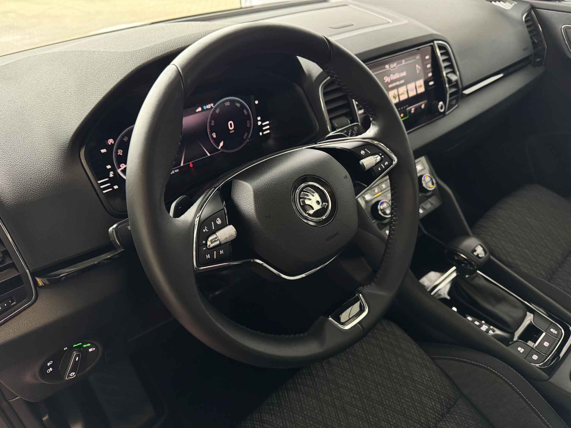 Škoda Karoq 1.5 TSI 150PK CARPLAY NAVI VIR.COCKPIT STOEL/STUUR VERW. ADAP.CRUISE 2024 - 9/81