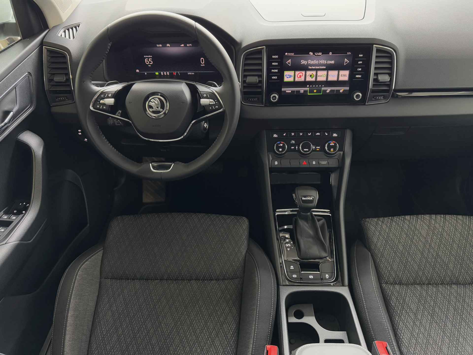 Škoda Karoq 1.5 TSI 150PK CARPLAY NAVI VIR.COCKPIT STOEL/STUUR VERW. ADAP.CRUISE 2024 - 21/81