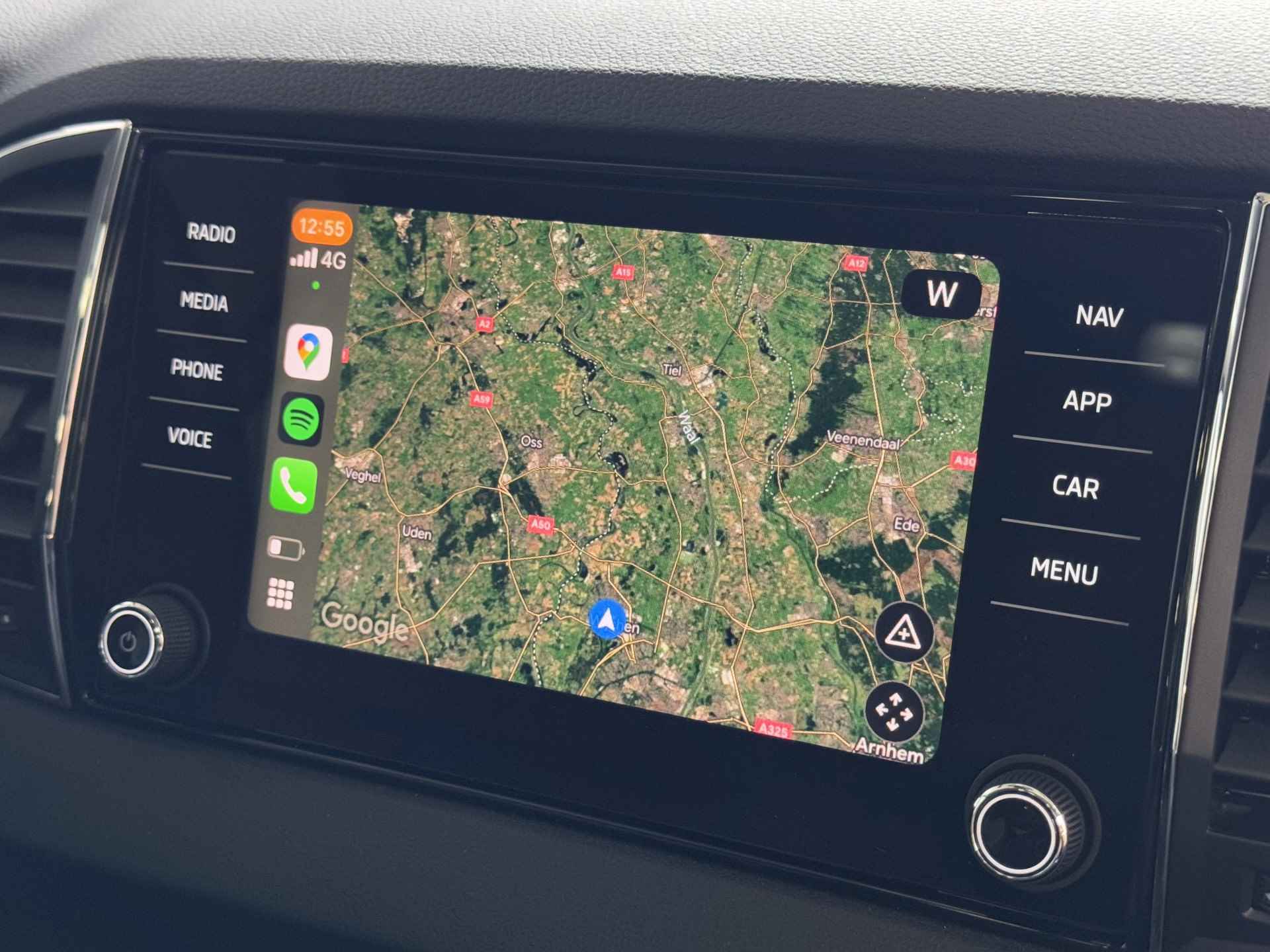 Škoda Karoq 1.5 TSI 150PK CARPLAY NAVI VIR.COCKPIT STOEL/STUUR VERW. ADAP.CRUISE 2024 - 39/81