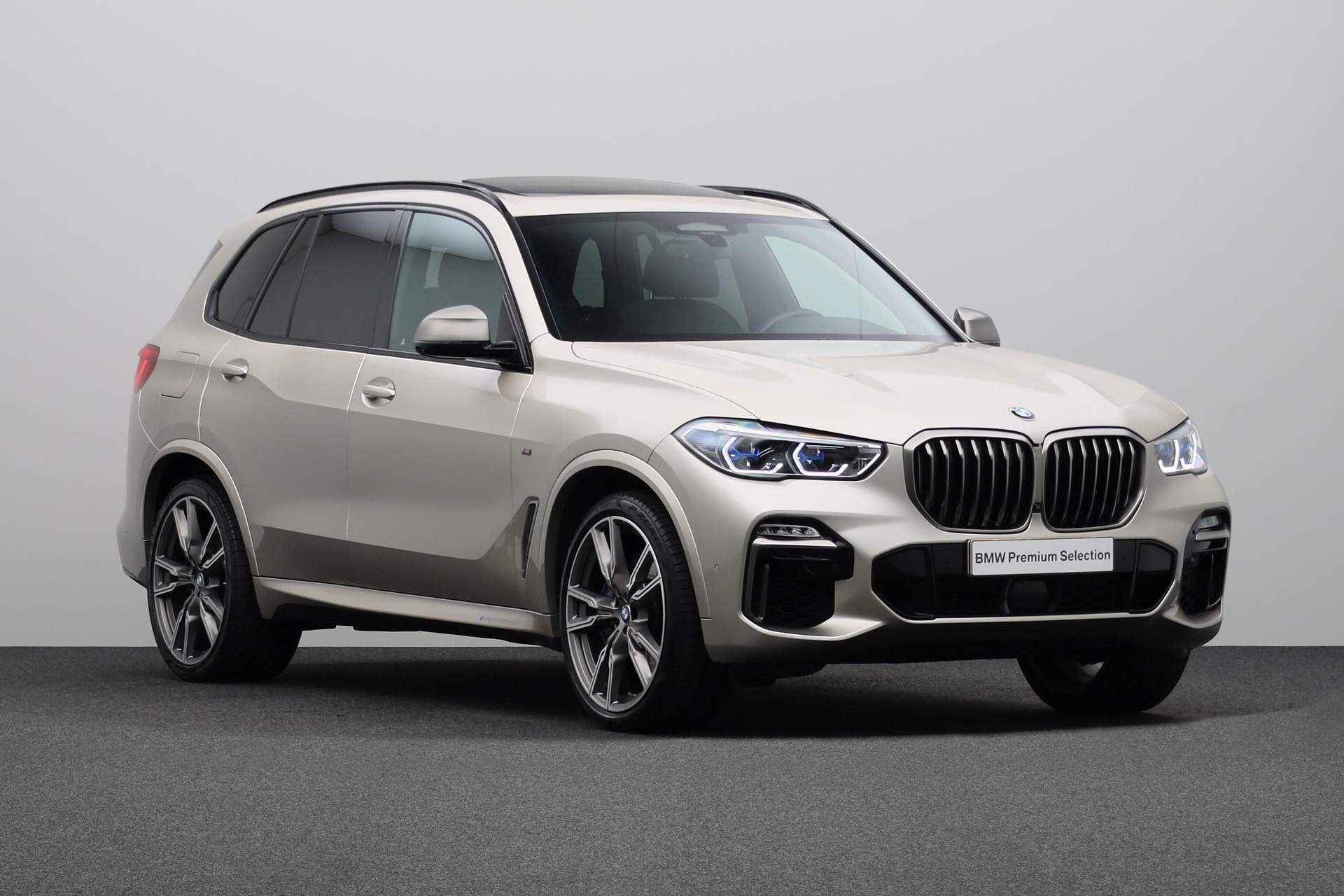 BMW X5 M50d Executive | Head up | Laserlicht | Comfort Access | Driving assistant professional | Harman Kardon | Night vision | Schuif-/ Panoramadak | Stoelverwarming V+A | Trekhaak | - 18/33