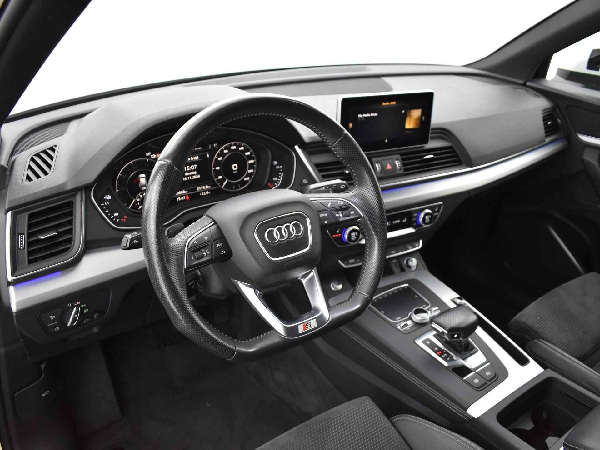 Audi Q5 55 TFSIe 367pk S-tronic quattro Competition · S-Line · Navi · ACC · P-Sensoren · Keyless · Elek. Achterklep · Smartphone Interface · 20'' Inch · - 4/47