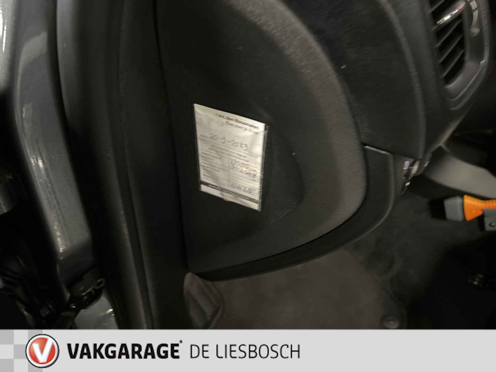 Volvo V40 1.5 T2 Polar+ navi ,stoelverw,dealer onderhouden origineel nederlands - 13/28