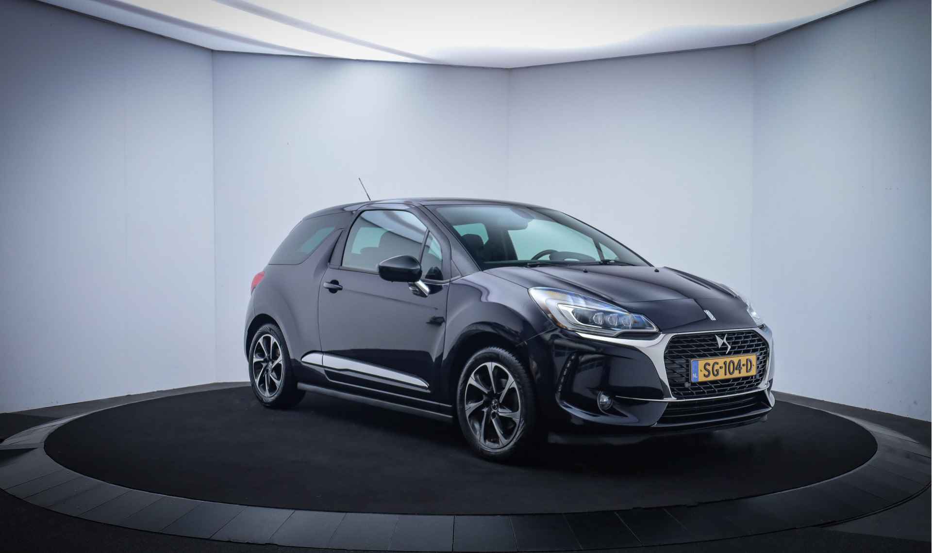 DS DS 3 1.2T Aut. So Chic FULL LED/CLIMA/CRUISE/BLUETOOTH/PDC V+A/LMV 16''/TREKHAAK - 3/20