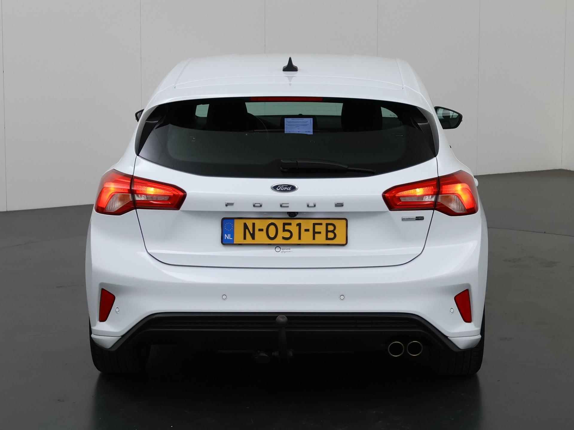 Ford Focus 1.0 EcoBoost Hybrid ST Line Business | Trekhaak | Navigatie | Parkeercamera | Parkeersensoren | - 5/45