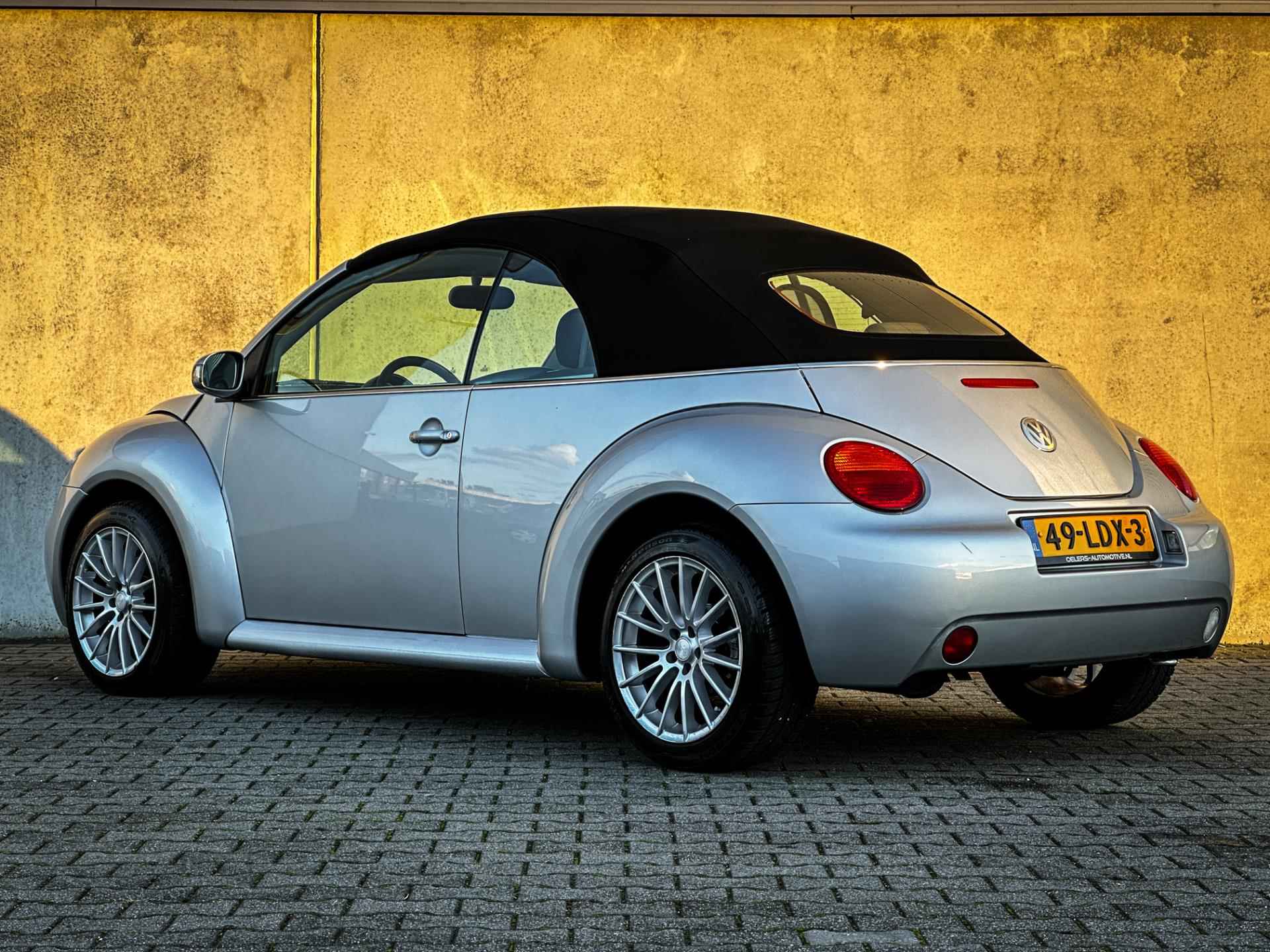 Volkswagen New Beetle Cabriolet 1.6 Turijn Comfort | Airco | Nieuwe cabrio kap! | Metalic | All Season banden | LM velgen | - 6/40