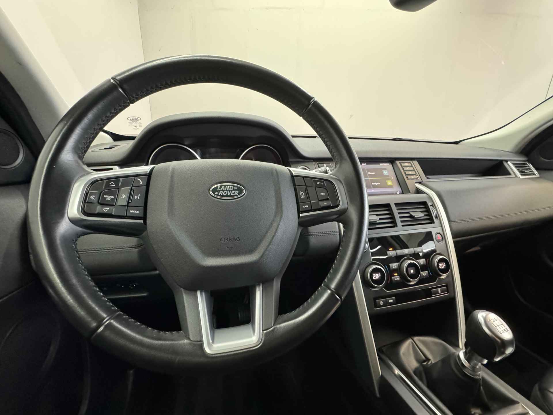 Land Rover Discovery Sport 2.0 eD4 E-Capability Urban Series Pure✅Navigatie✅Climate Control✅Bluetooth✅Cruise Control✅Parkeersensor✅ - 11/76