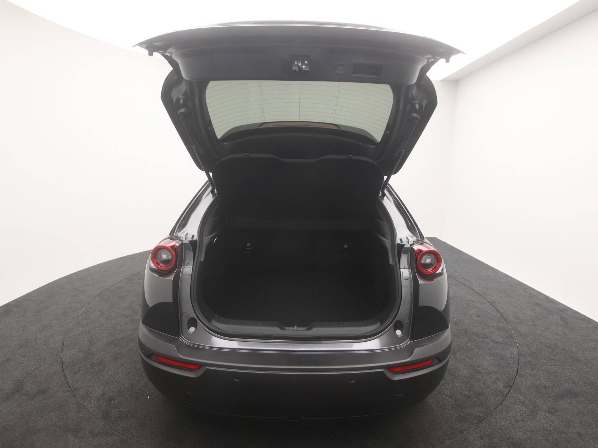 Mazda MX-30 e-SkyActiv EV Luxury : dealer onderhouden - 8% bijtelling tot 12-2025 | €2.000,- subsidie - 16/49