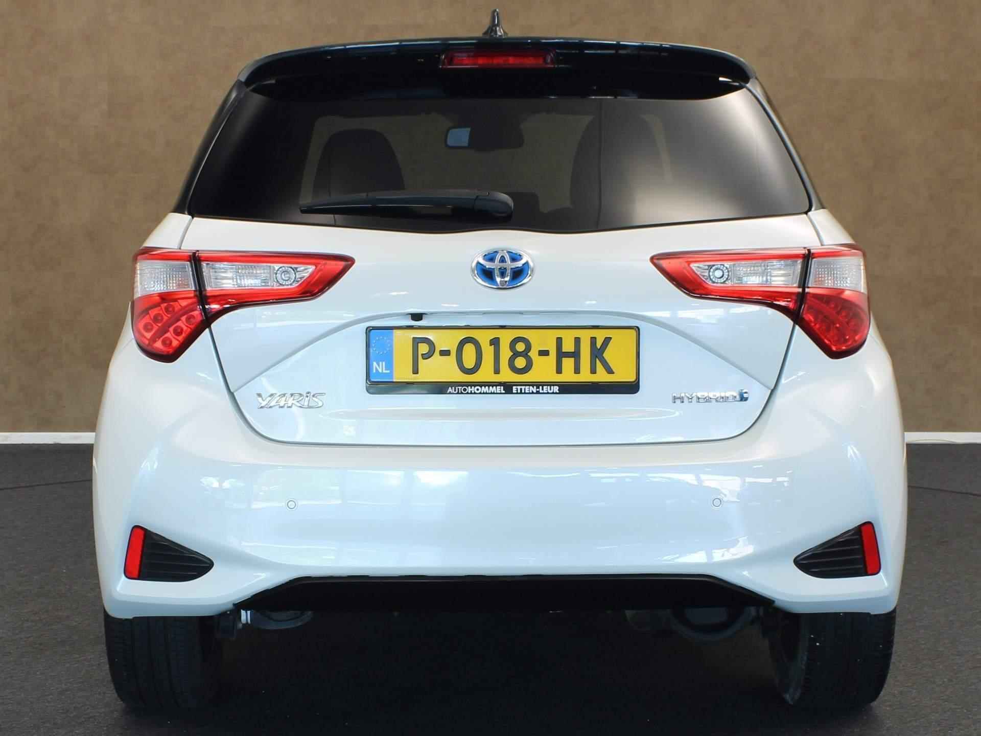 Toyota Yaris 1.5 Hybrid Y20 - ACHTERUITRIJCAMERA - BI-TONE - APPLE CARPLAY/ANDROID AUTO - CLIMATE CONTROL - PARKEERSENSOREN ACHTER - 7/31