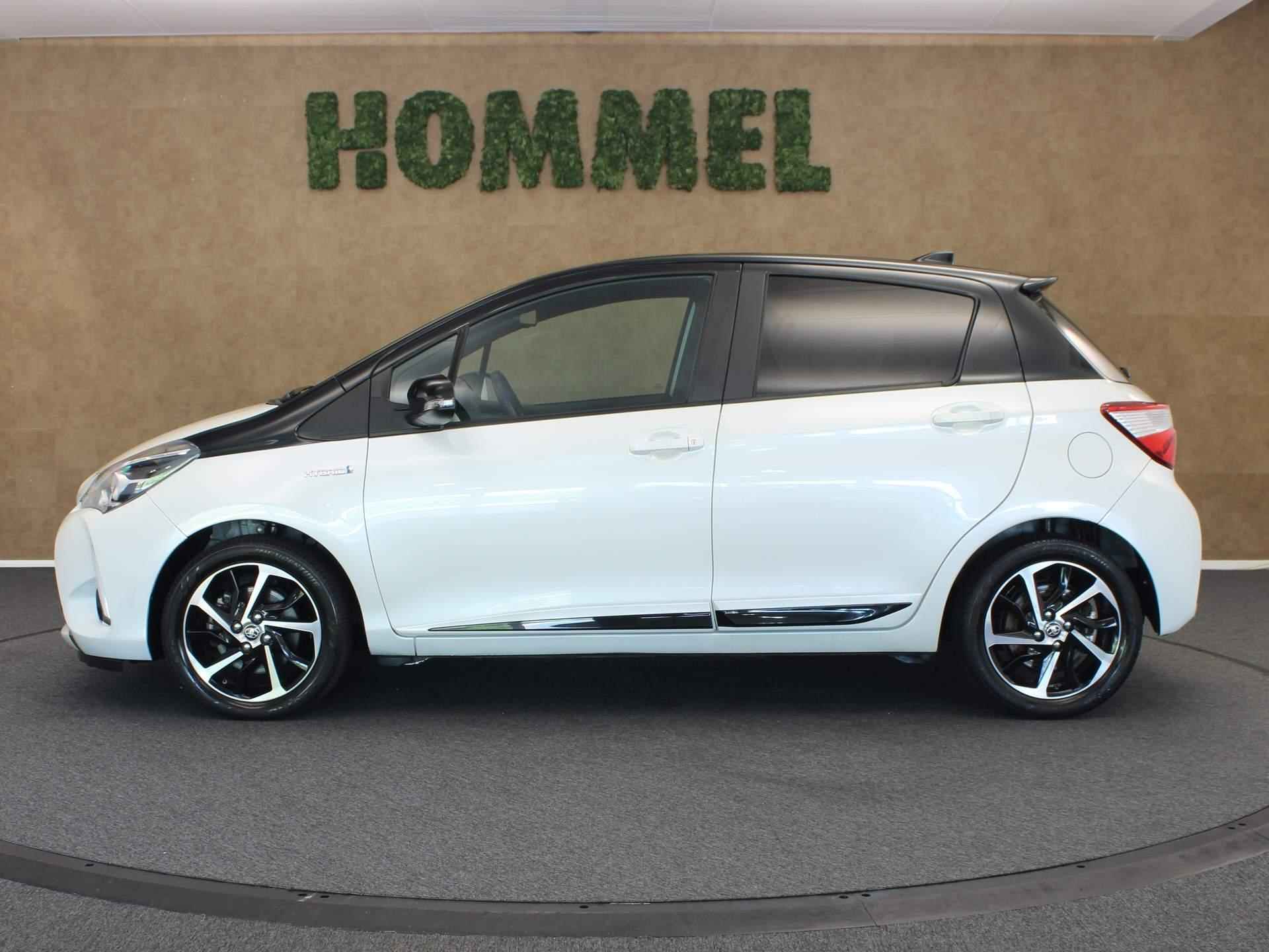 Toyota Yaris 1.5 Hybrid Y20 - ACHTERUITRIJCAMERA - BI-TONE - APPLE CARPLAY/ANDROID AUTO - CLIMATE CONTROL - PARKEERSENSOREN ACHTER - 8/31