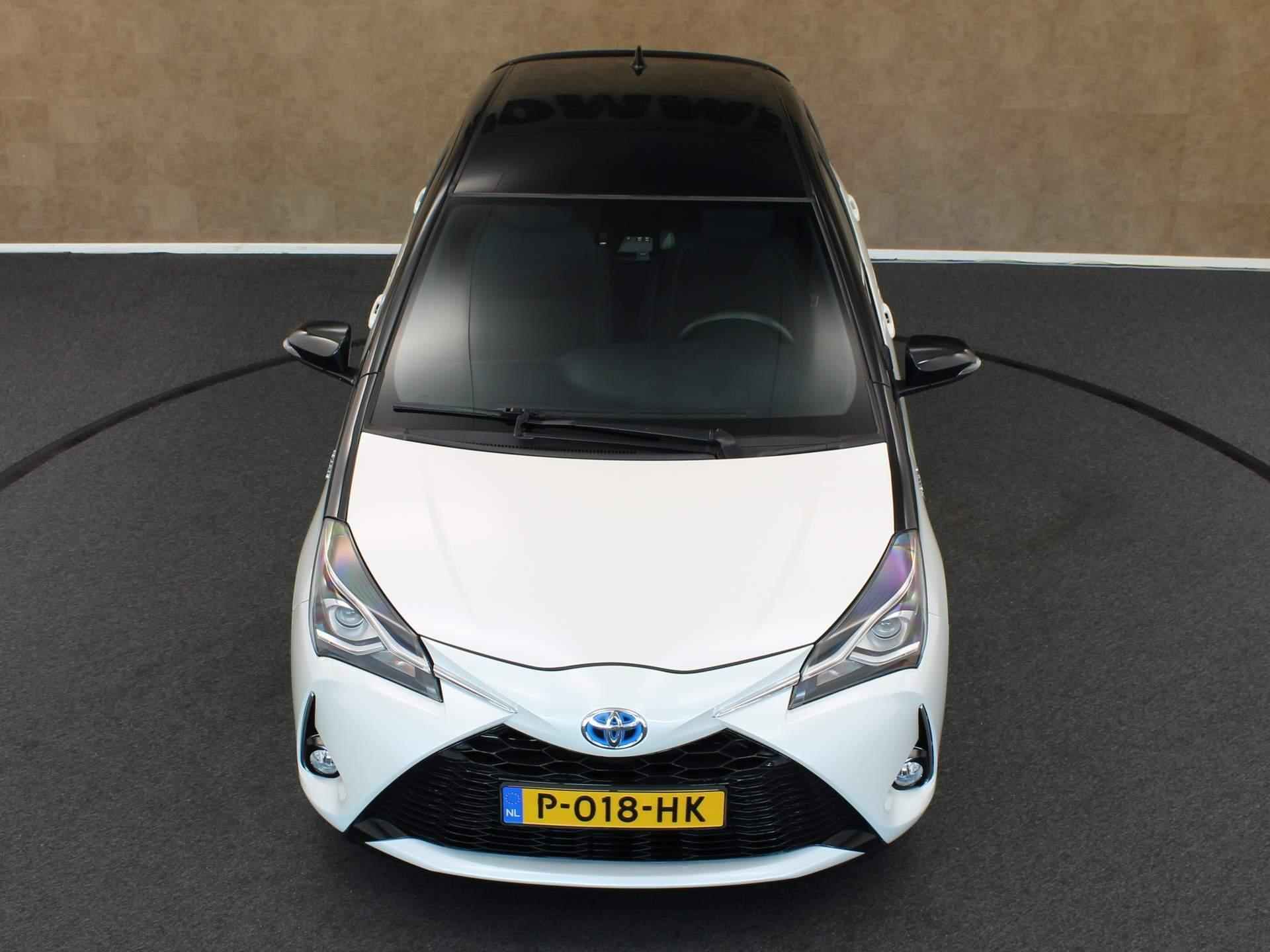 Toyota Yaris 1.5 Hybrid Y20 - ACHTERUITRIJCAMERA - BI-TONE - APPLE CARPLAY/ANDROID AUTO - CLIMATE CONTROL - PARKEERSENSOREN ACHTER - 12/31