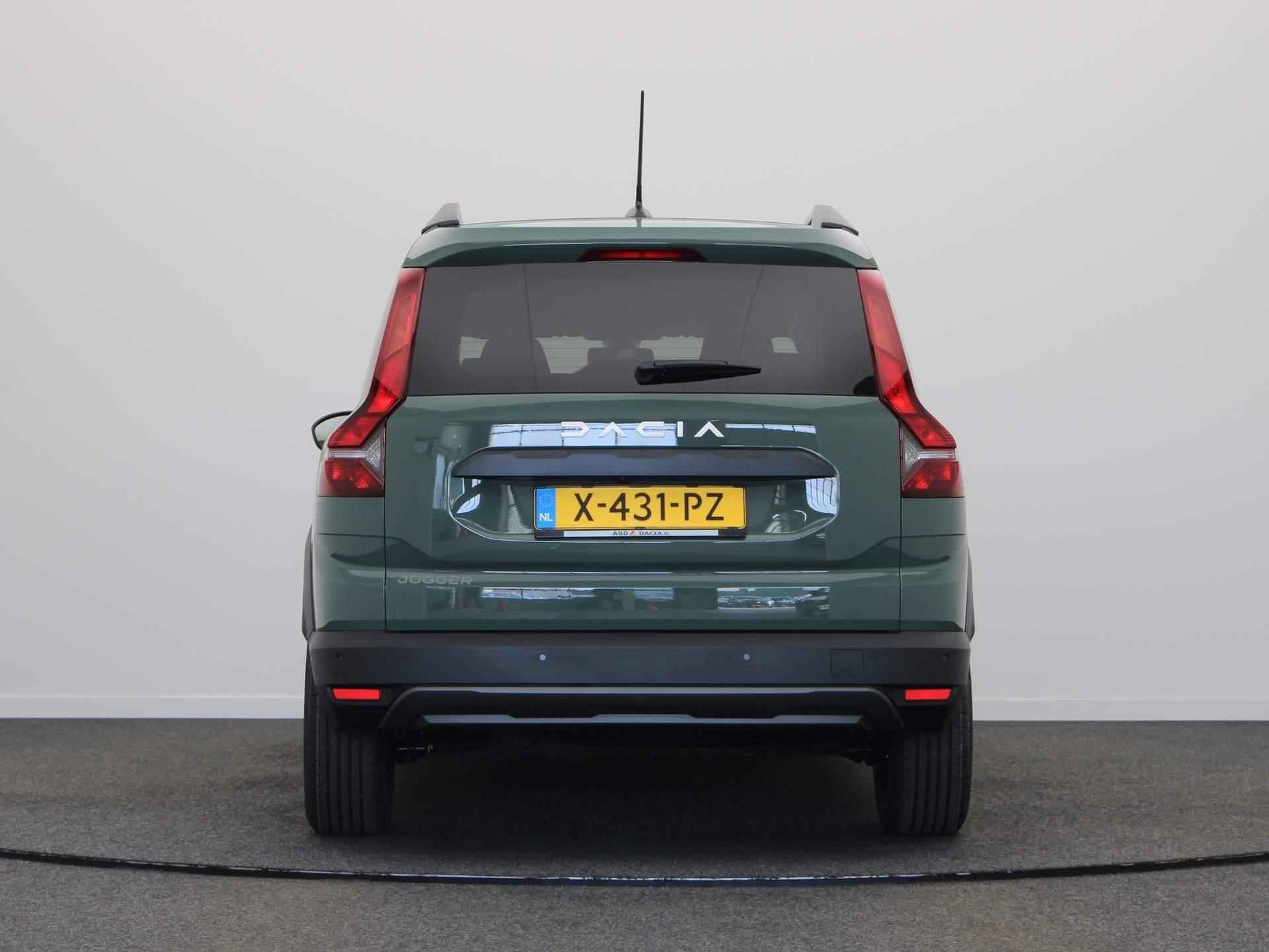 Dacia Jogger TCe 100pk ECO-G Expression 7p. | Airco | Cruise control | Navigatie | Privacy Glass | Apple Carplay | Android Auto | - 7/38