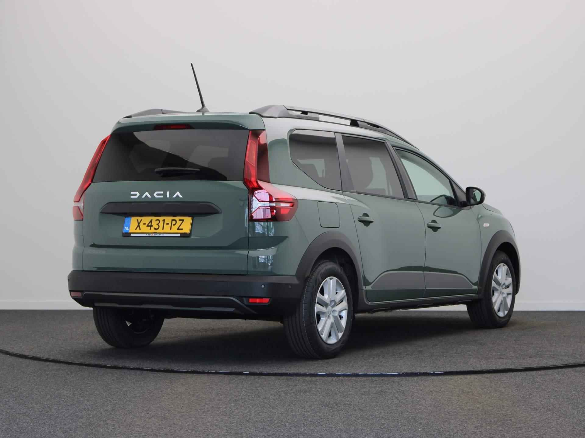 Dacia Jogger TCe 100pk ECO-G Expression 7p. | Airco | Cruise control | Navigatie | Privacy Glass | Apple Carplay | Android Auto | - 11/38