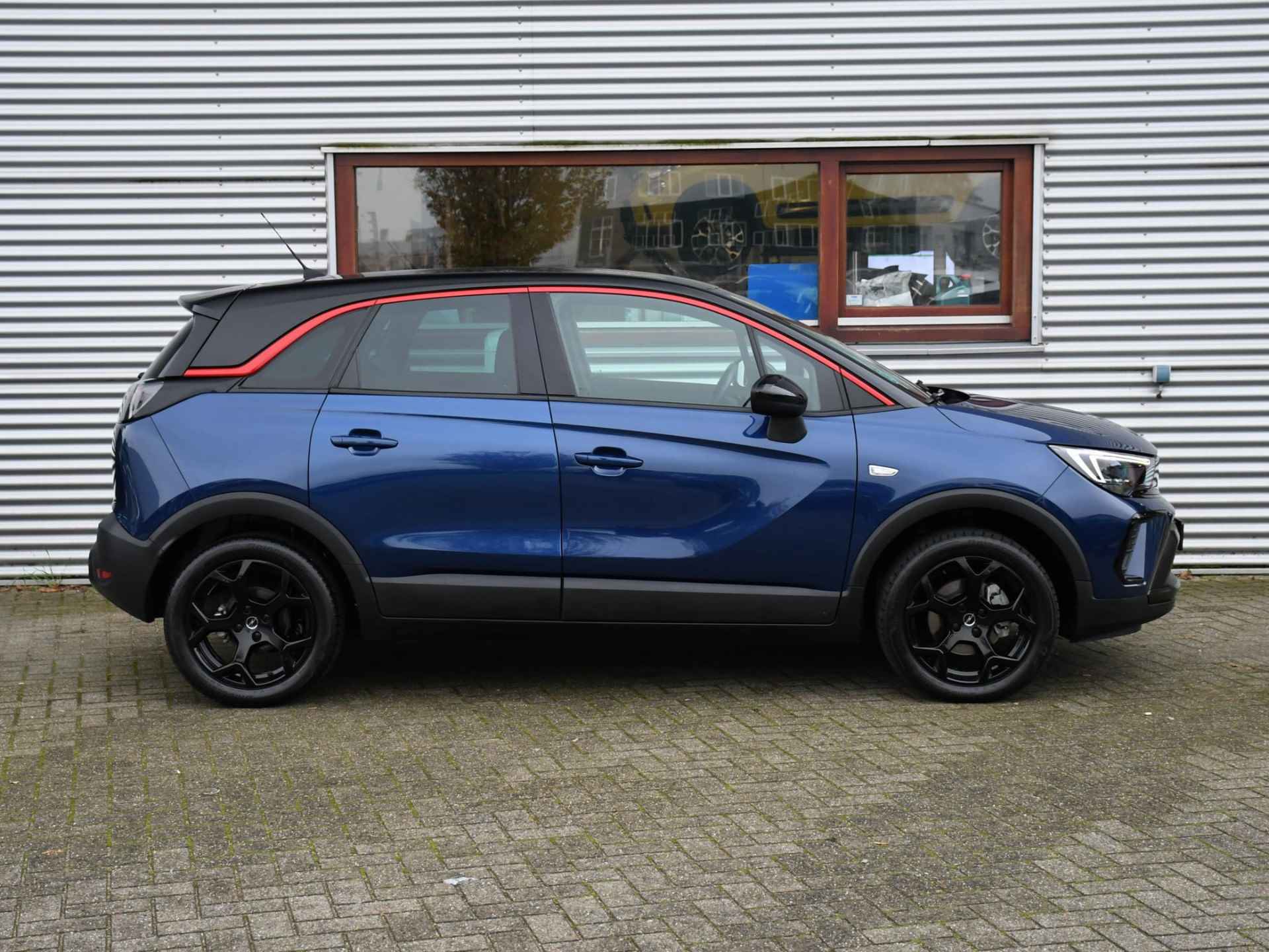 Opel Crossland Level 4 1.2 Turbo 130pk Automaat NAVI | CRUISE | CLIMA | 17''LM | LANE DEPARTURE WARNING | USB | PRIVACY GLASS | DAB - 3/29