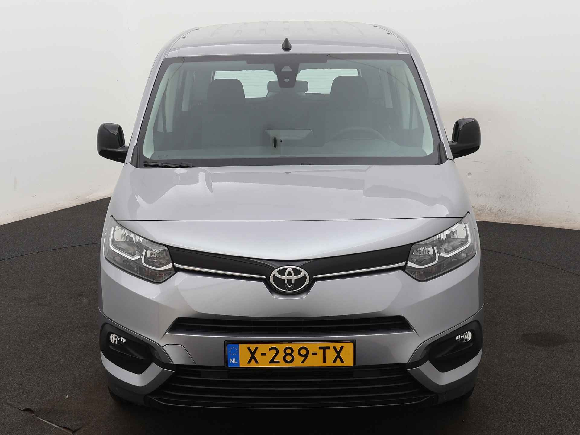 Toyota PROACE CITY Verso 1.2 Turbo Live Ingepland voor nieuwe bodemverlaging t.b.v. rolstoelvervoer (Prijs incl. bodemverlaging) - 23/35