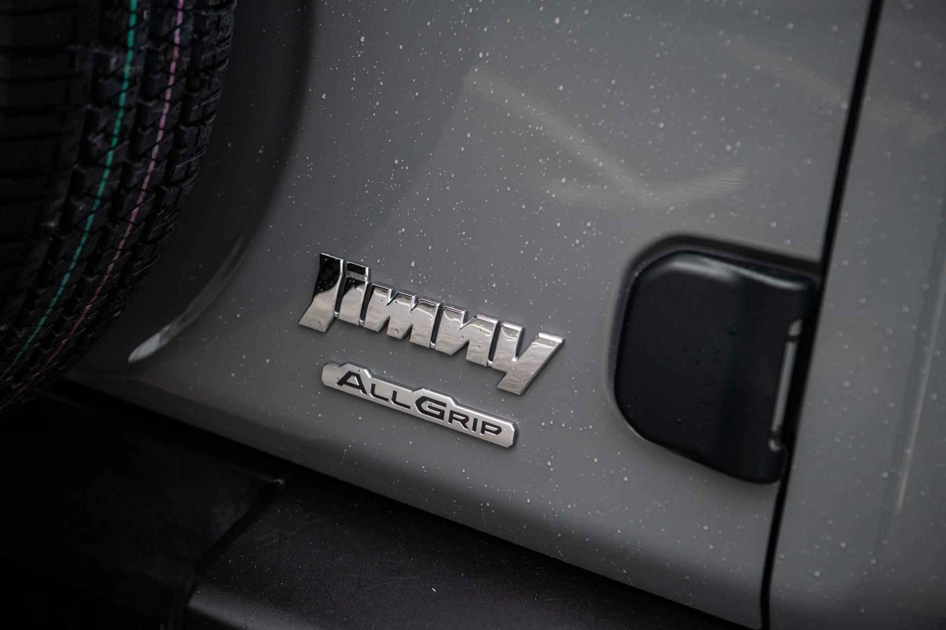 Suzuki Jimny 1.5 Stijl | 4 Persoons | Airco/Clima | Cruise Control | Navigatie | Stoelverwarming | Trekhaak | - 32/35