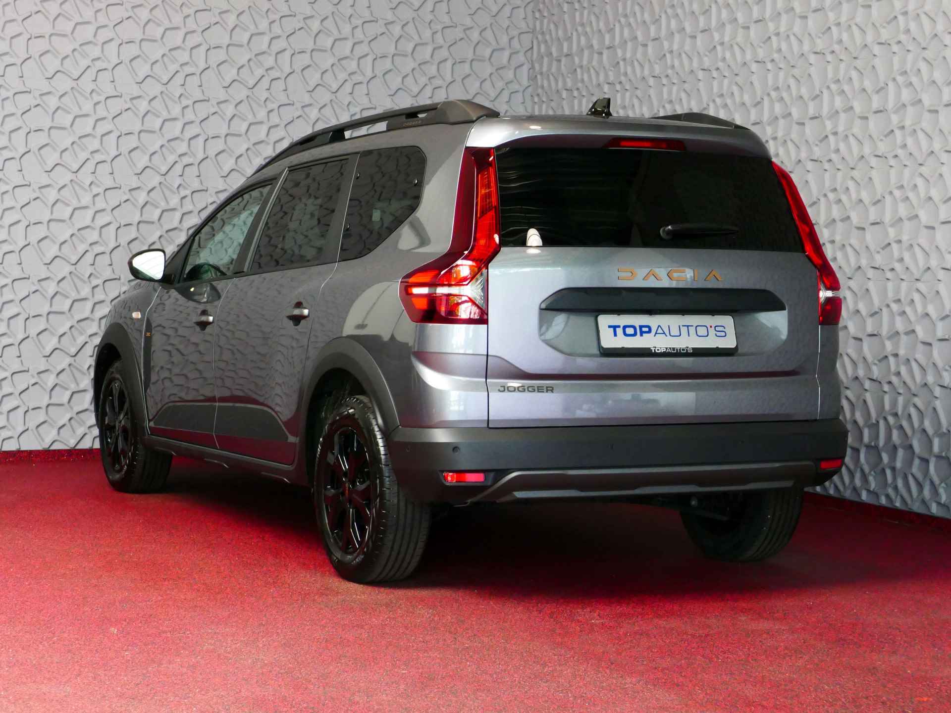 Dacia Jogger 1.0 TCE 110PK EXTREME 7P CARPLAY NAVI PDC CAMERA LED STOELVERW. 2024 7 PERSOONS 7PER - 3/85