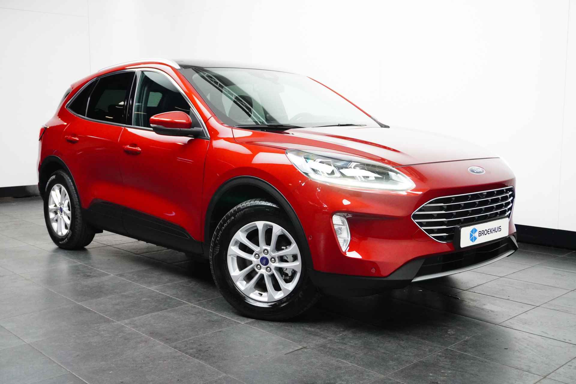 Ford Kuga 2.5 PHEV Titanium X | AGR-Stoelen | Trekhaak | Panoramadak | Adap. Crusie - 4/33