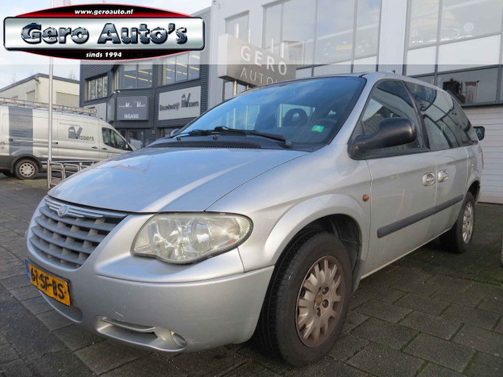 Chrysler Voyager 3.3i V6 SE Luxe automaat 6 persoons - 1/16