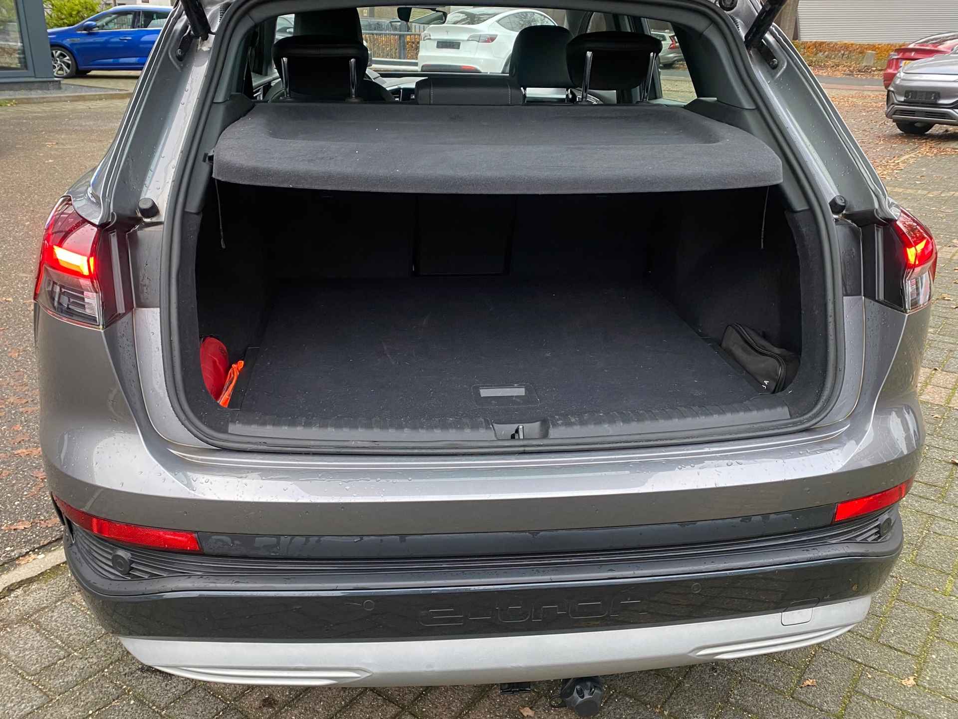 Audi Q4 e-tron 40 Launch edition Advanced Plus 77 kWh | TREKHAAK | LEDER | PANO | RIJKLAARPRIJS INCL. 12 MND. BOVAGGARANTIE - 8/40