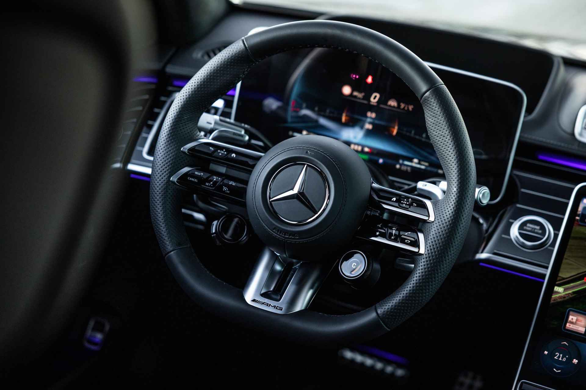 Mercedes-AMG S-klasse 63 E Performance | 2024 | Massagestoelen | HUD | Panorama-schuifdak | Rij-assistentiepakket Plus | Rear Seat Entertainment | Stoelverwarming en -ventilatie voor- en achterin | - 25/60