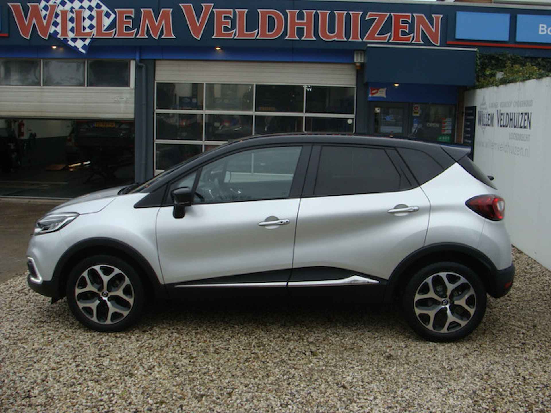 Renault Captur TCe 120pk Intens mooie auto - 2/25